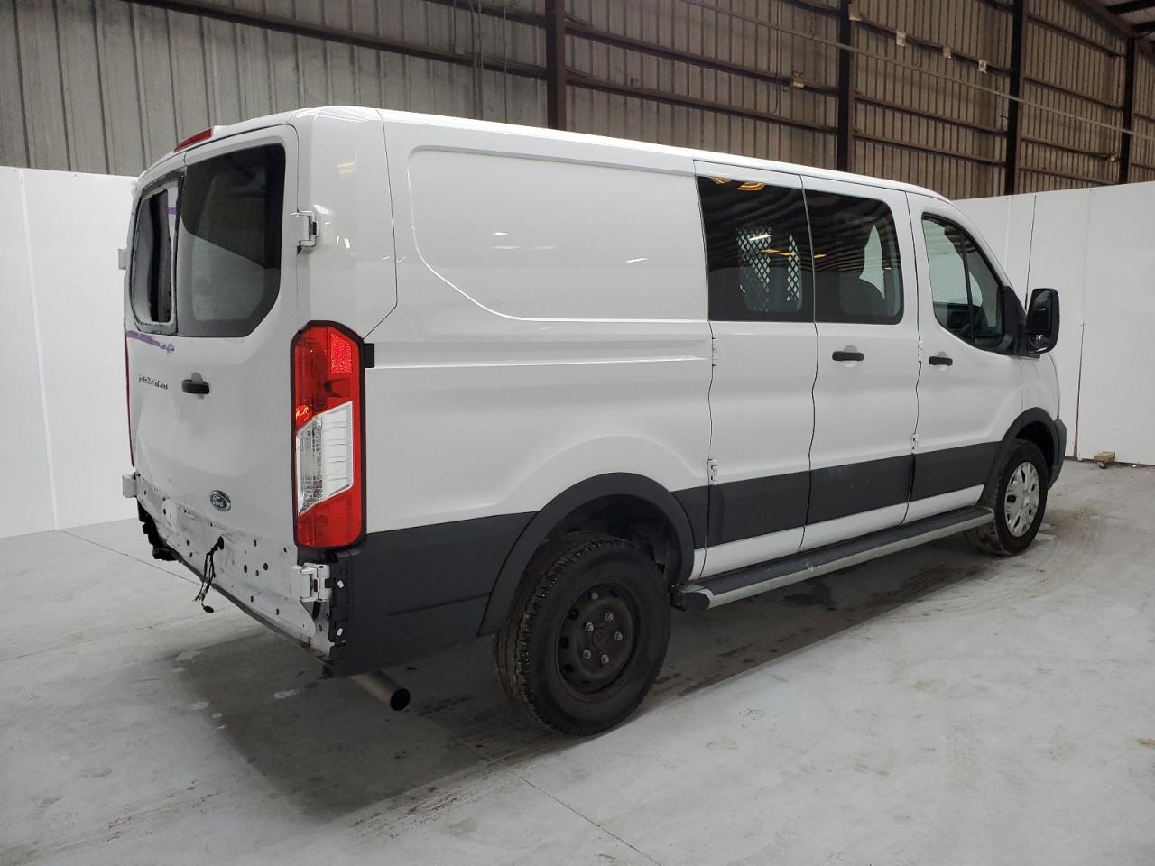 Photo 2 VIN: 1FTBR1Y8XNKA38619 - FORD TRANSIT 