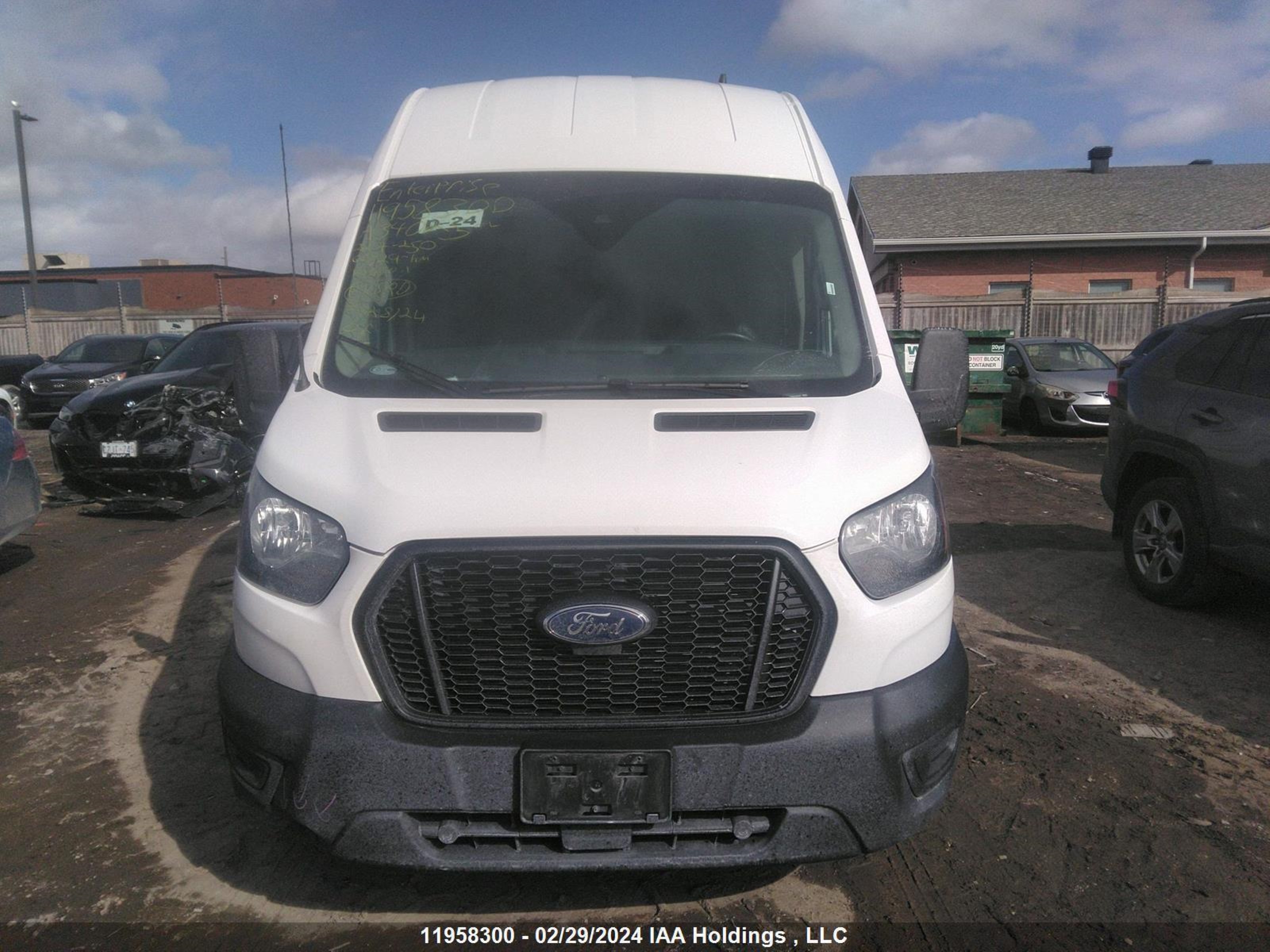 Photo 11 VIN: 1FTBR2X86NKA34025 - FORD TRANSIT 