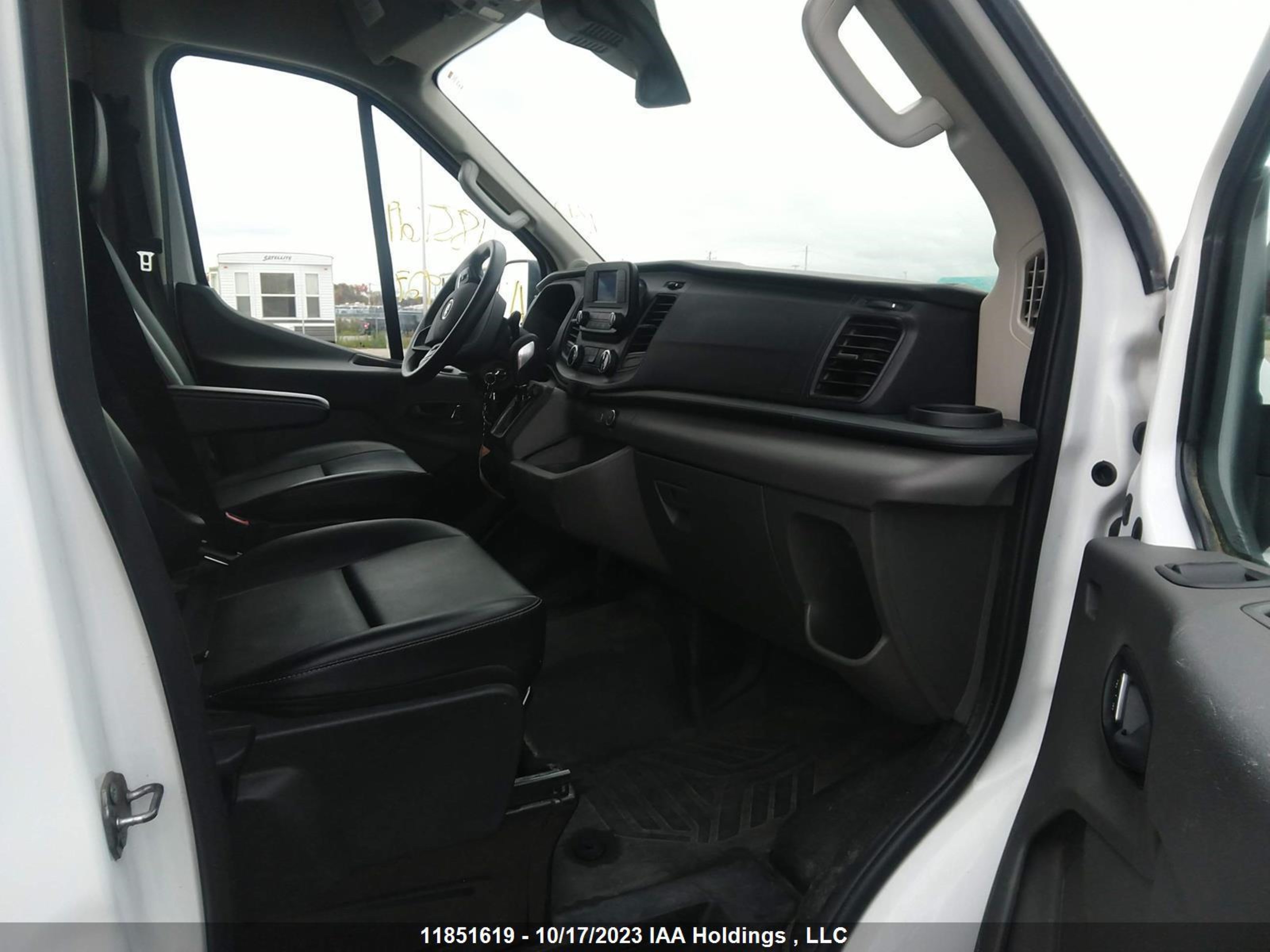 Photo 4 VIN: 1FTBR3U83NKA26927 - FORD TRANSIT 