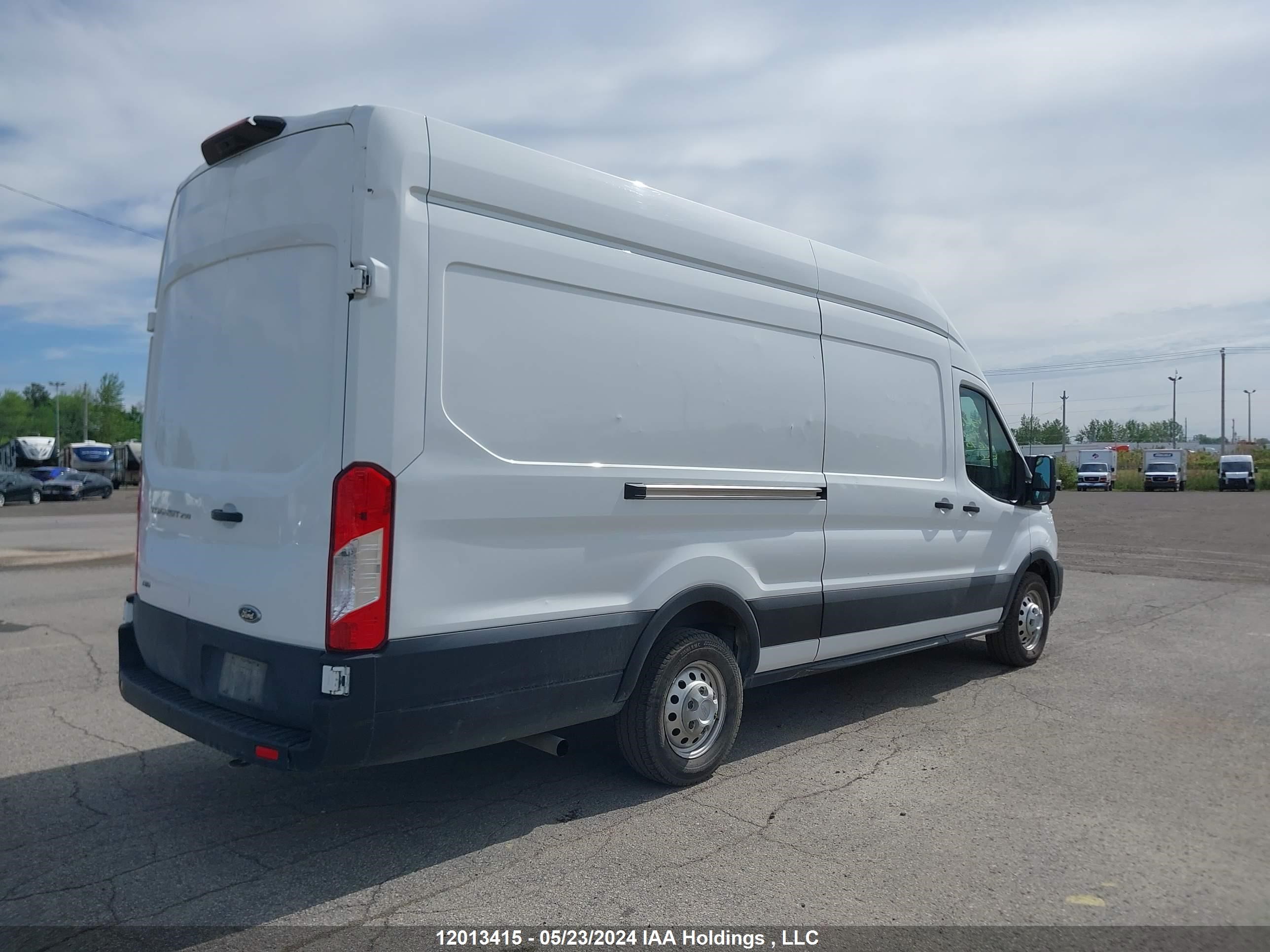 Photo 3 VIN: 1FTBR3U86NKA26758 - FORD TRANSIT 