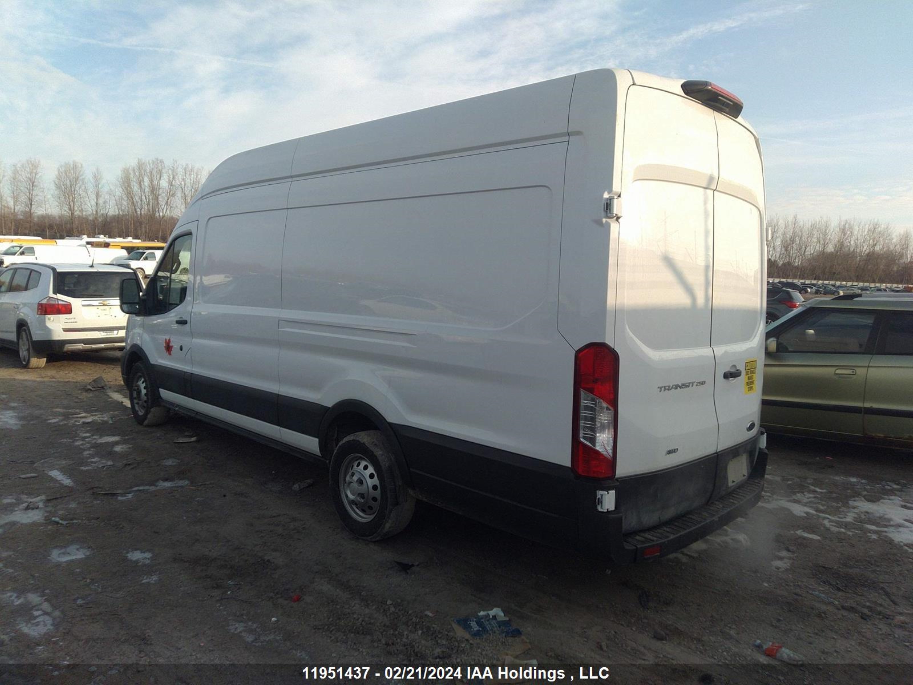 Photo 2 VIN: 1FTBR3U8XNKA27153 - FORD TRANSIT 