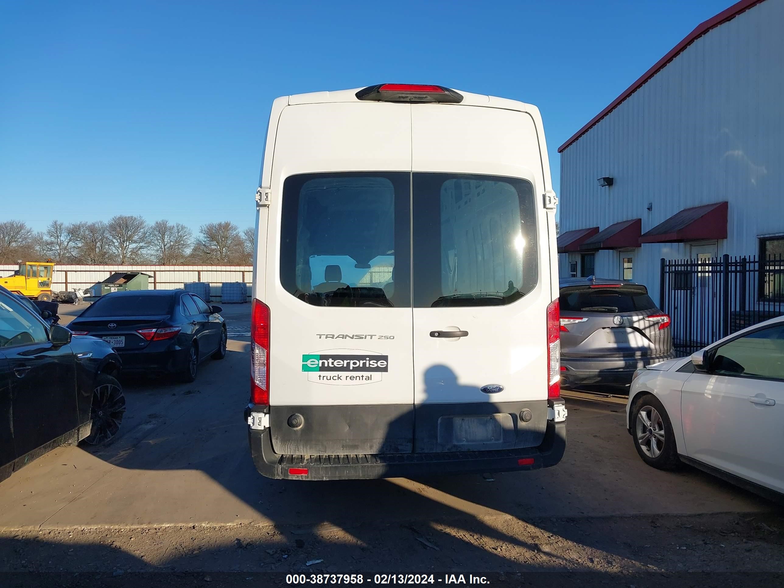 Photo 15 VIN: 1FTBR3X80LKB73067 - FORD TRANSIT 