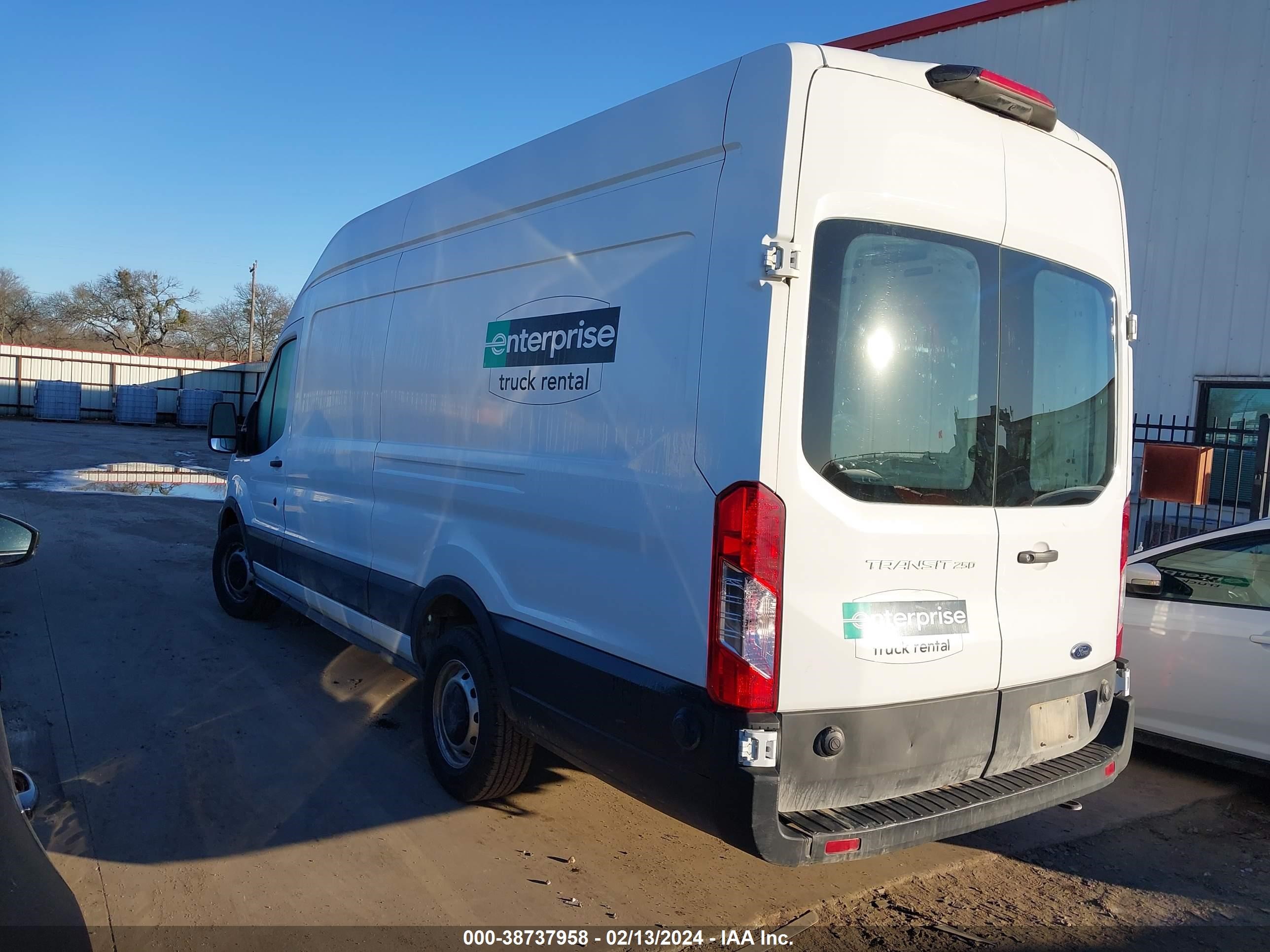 Photo 2 VIN: 1FTBR3X80LKB73067 - FORD TRANSIT 