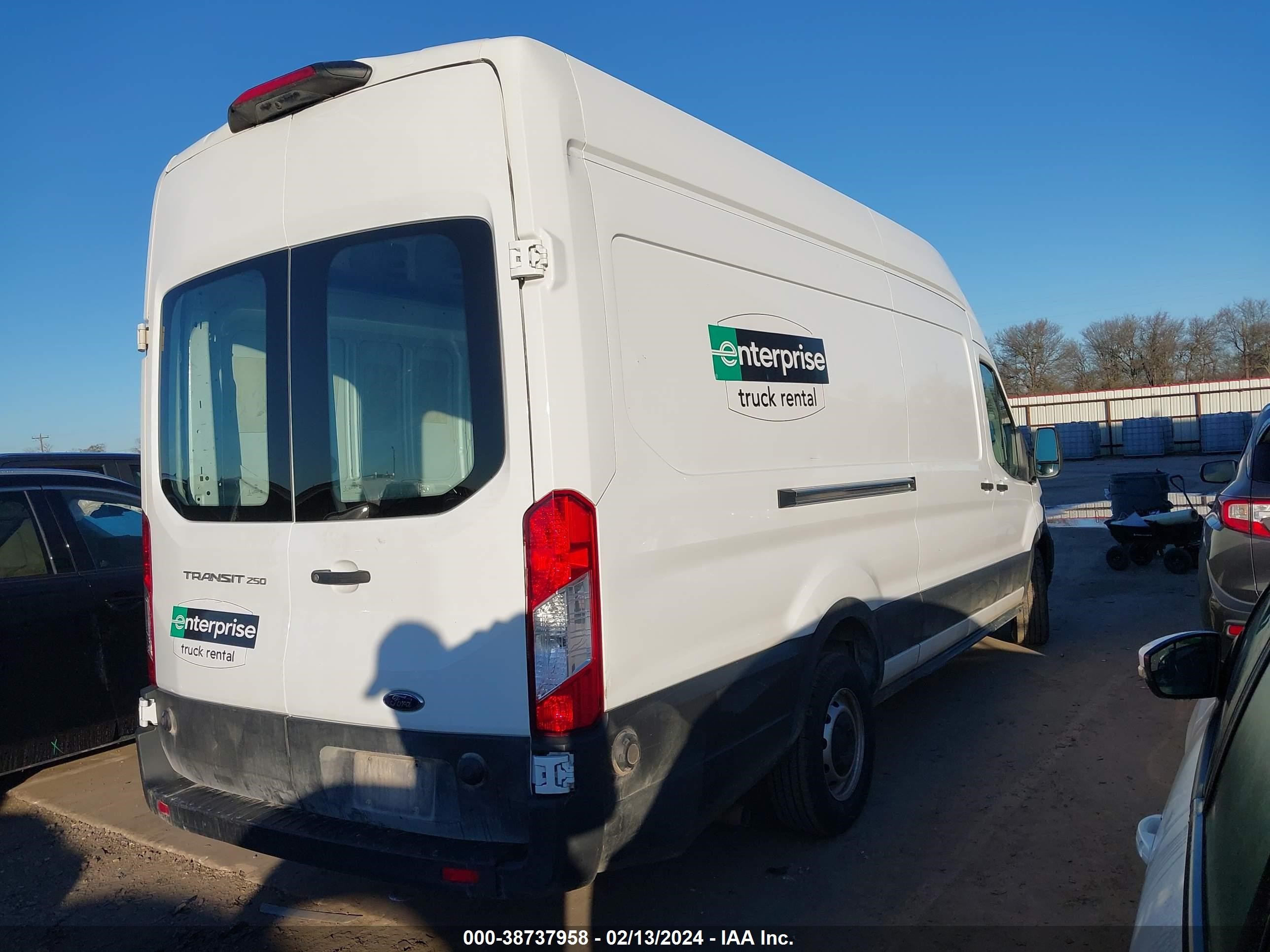 Photo 3 VIN: 1FTBR3X80LKB73067 - FORD TRANSIT 