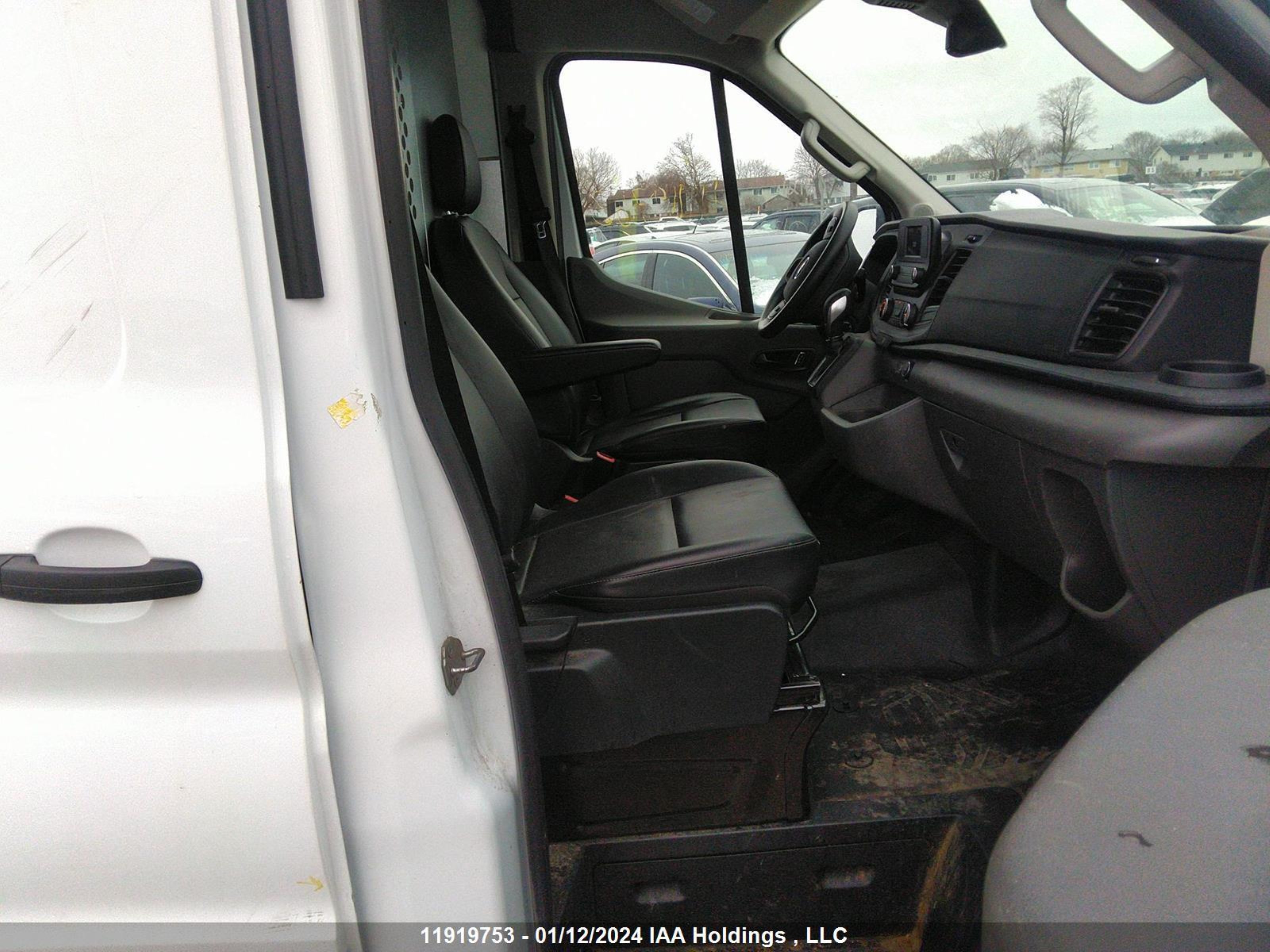 Photo 4 VIN: 1FTBR3X81NKA73935 - FORD TRANSIT 