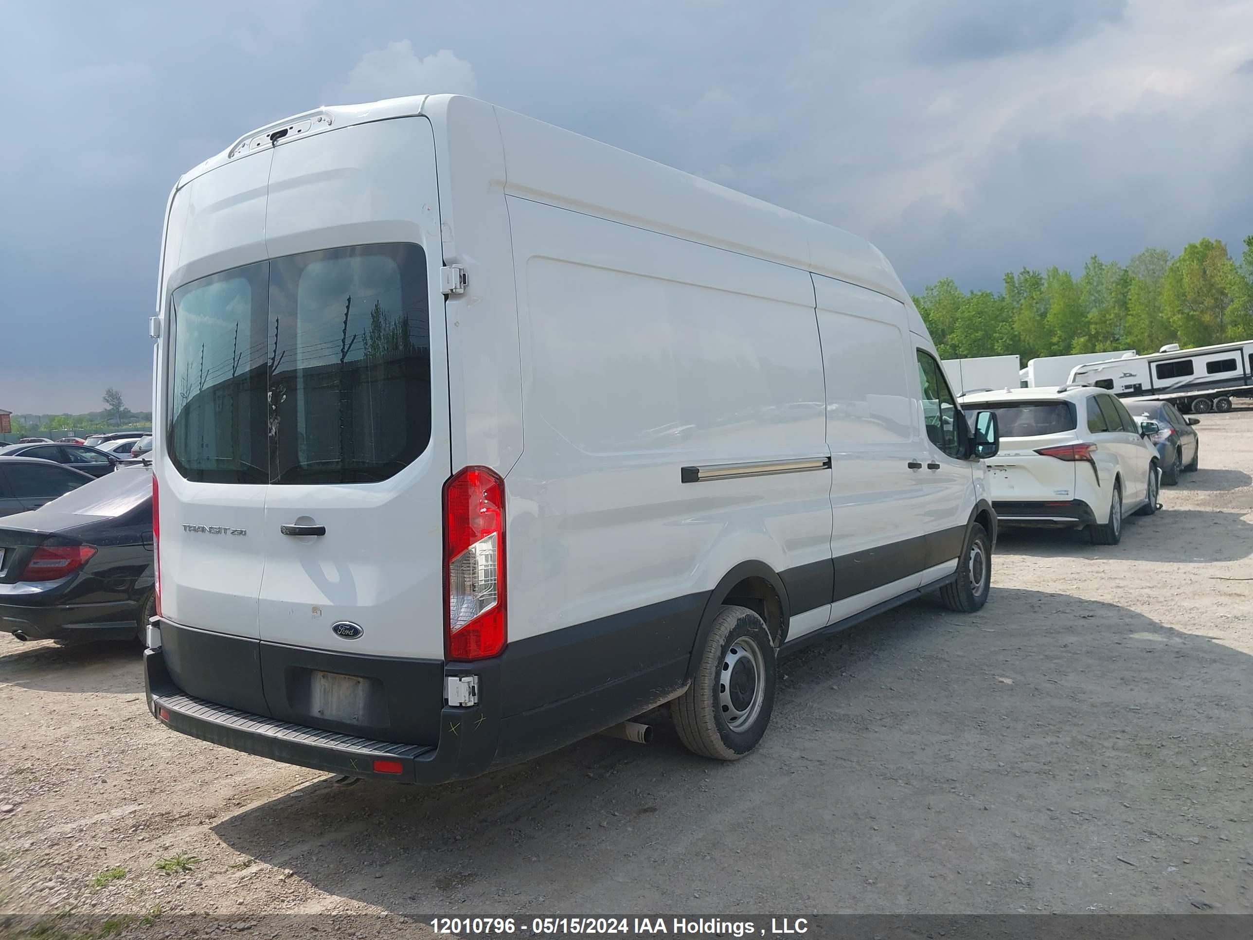 Photo 3 VIN: 1FTBR3X82MKA27464 - FORD TRANSIT 