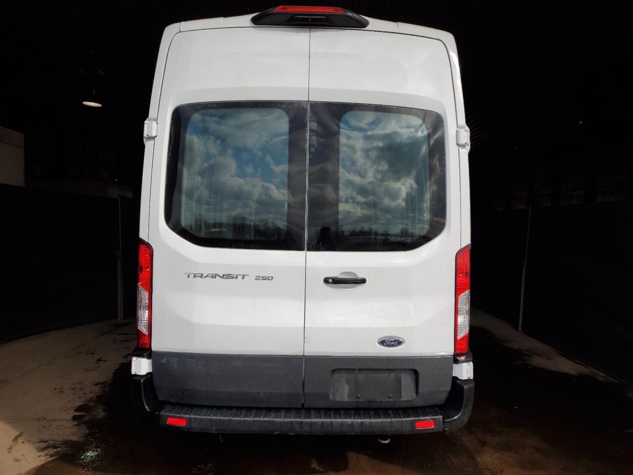 Photo 5 VIN: 1FTBR3X84MKA30981 - FORD TRANSIT 