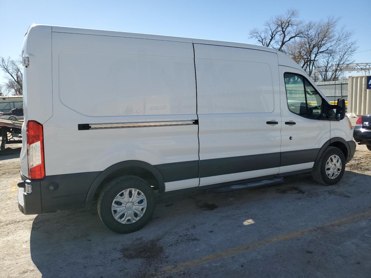 Photo 2 VIN: 1FTBW2CM5GKA08885 - FORD TRANSIT 