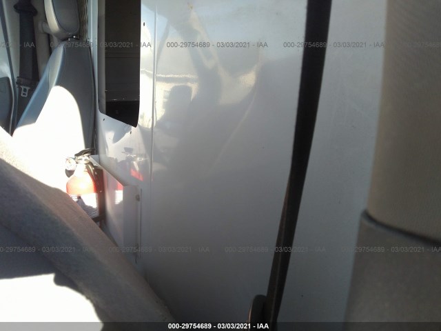 Photo 7 VIN: 1FTBW2ZM0GKA85252 - FORD TRANSIT CARGO VAN 