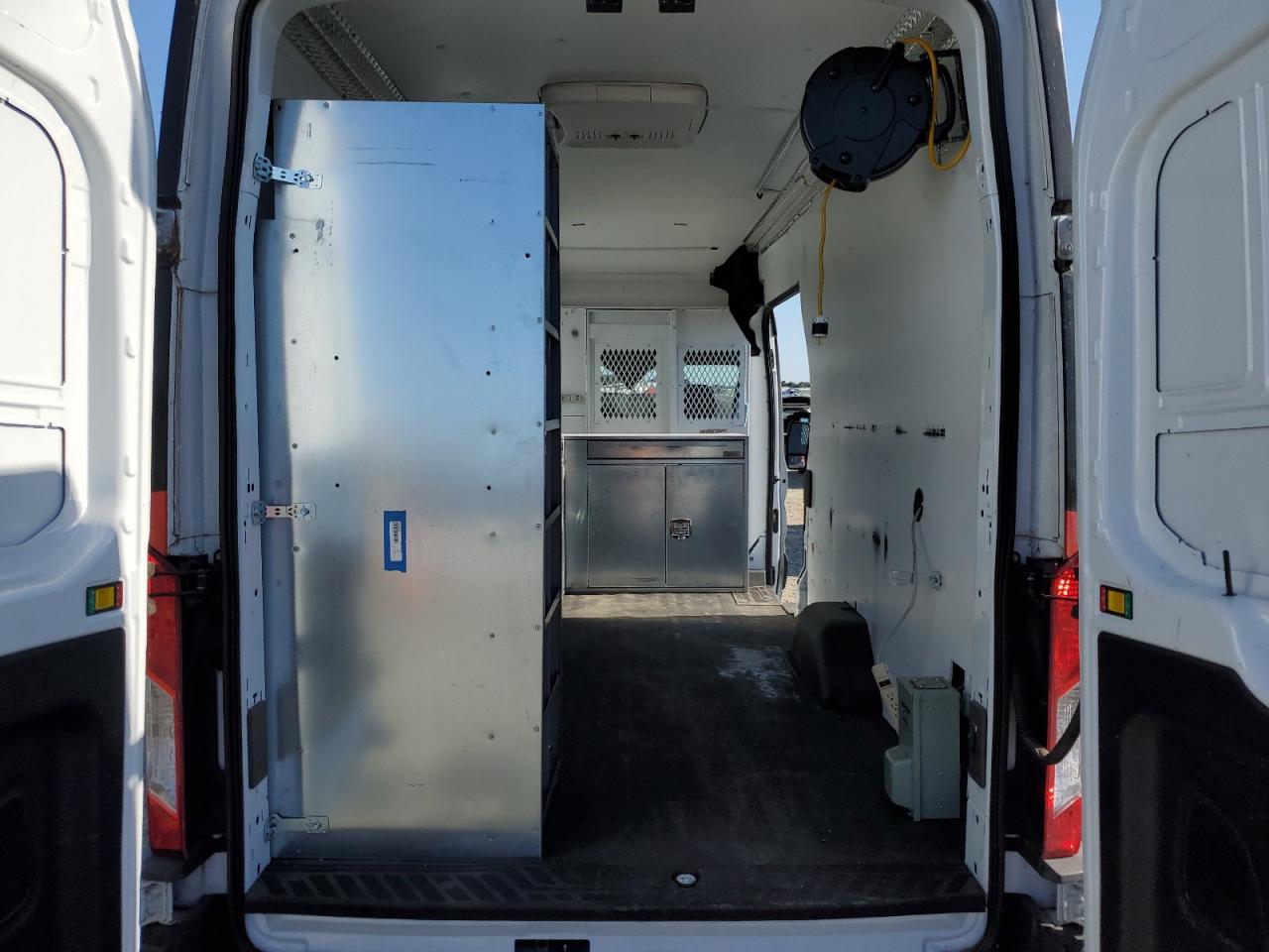 Photo 9 VIN: 1FTBW3XG3MKA42667 - FORD TRANSIT 