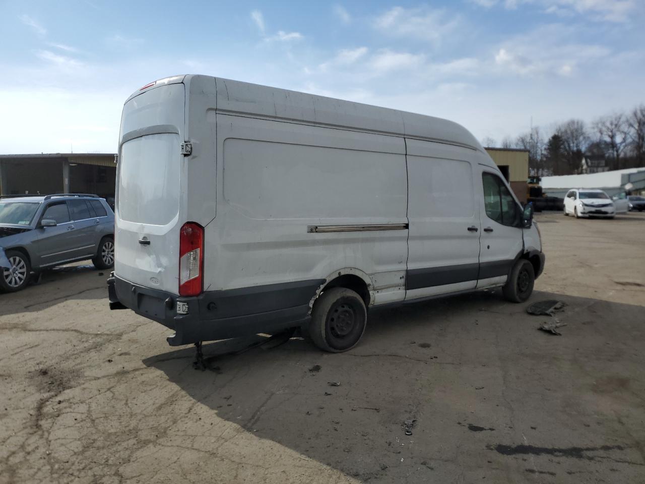 Photo 2 VIN: 1FTBW3XM2HKA44325 - FORD TRANSIT 