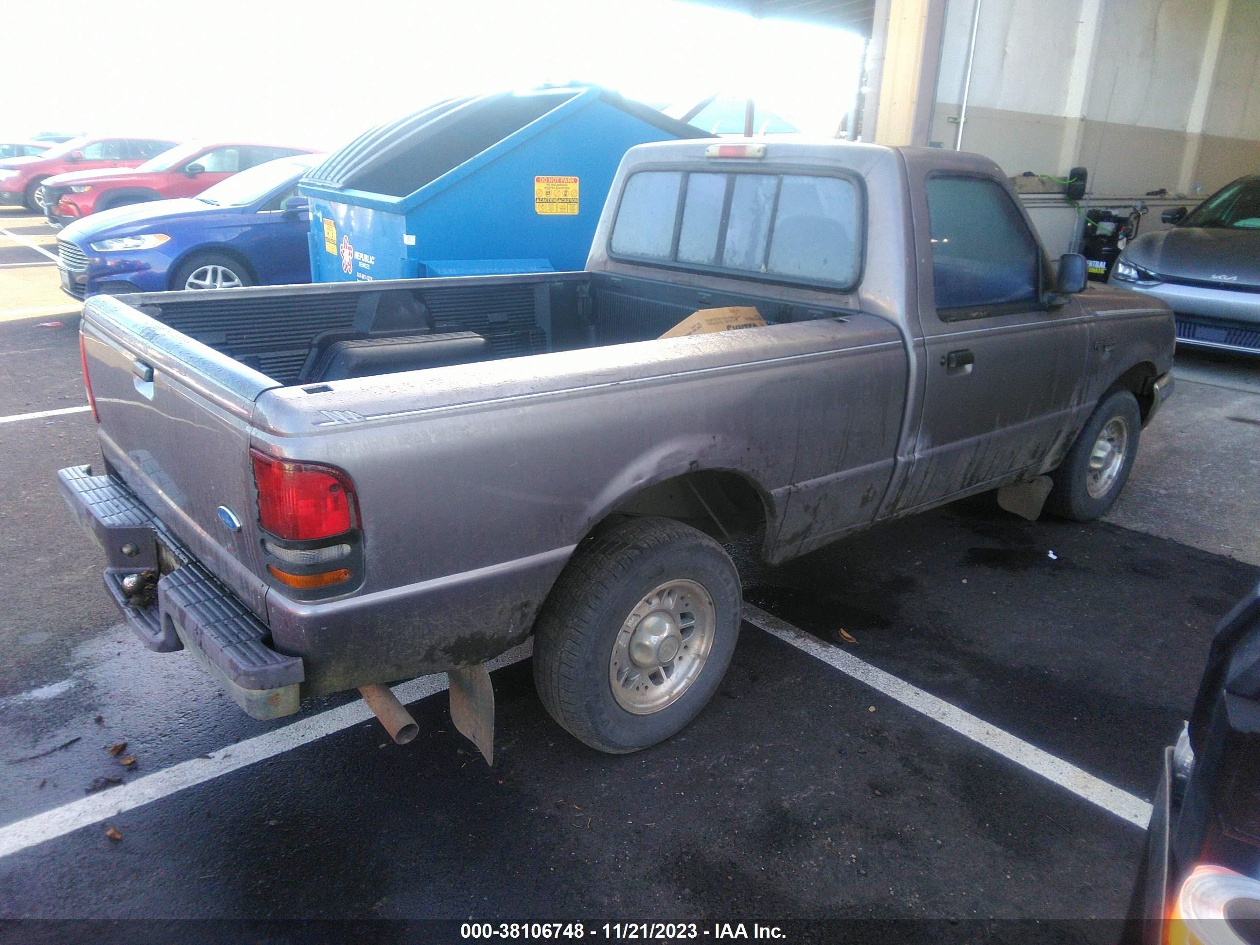 Photo 3 VIN: 1FTCR10A1SPA08944 - FORD RANGER 