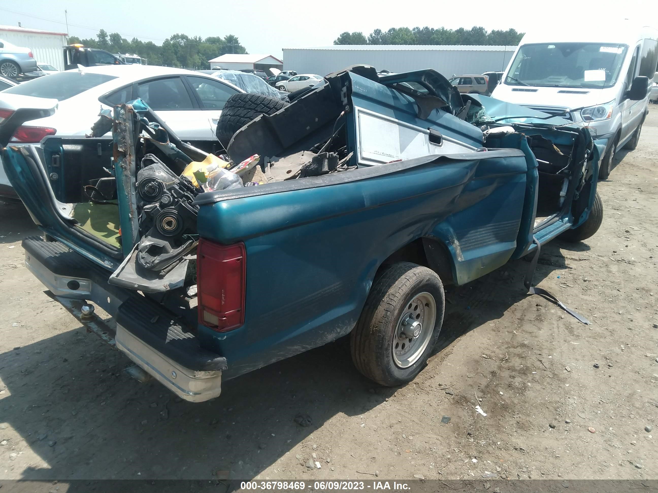 Photo 3 VIN: 1FTCR10A2NUA65613 - FORD RANGER 