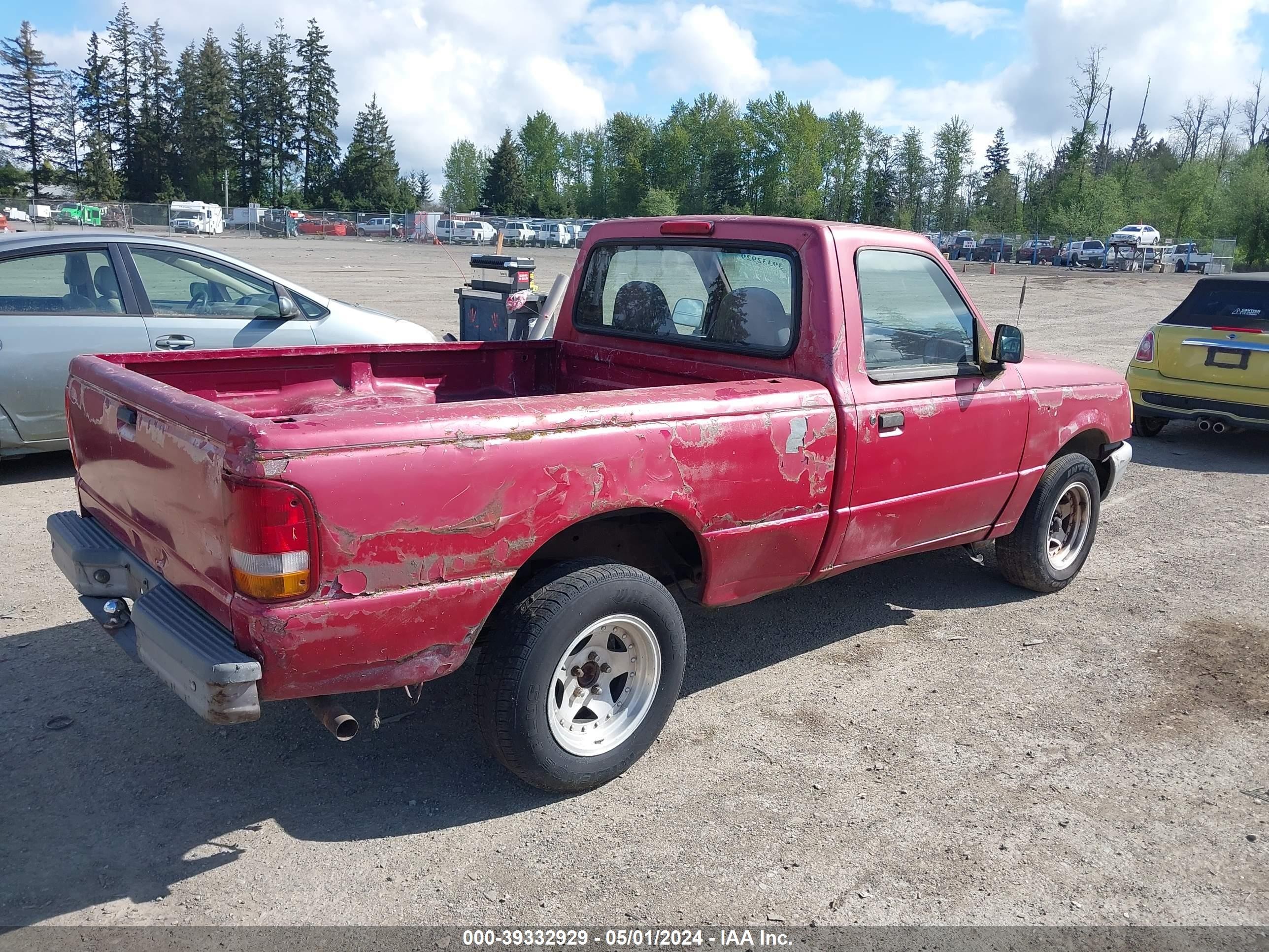 Photo 3 VIN: 1FTCR10A2RUD50513 - FORD RANGER 