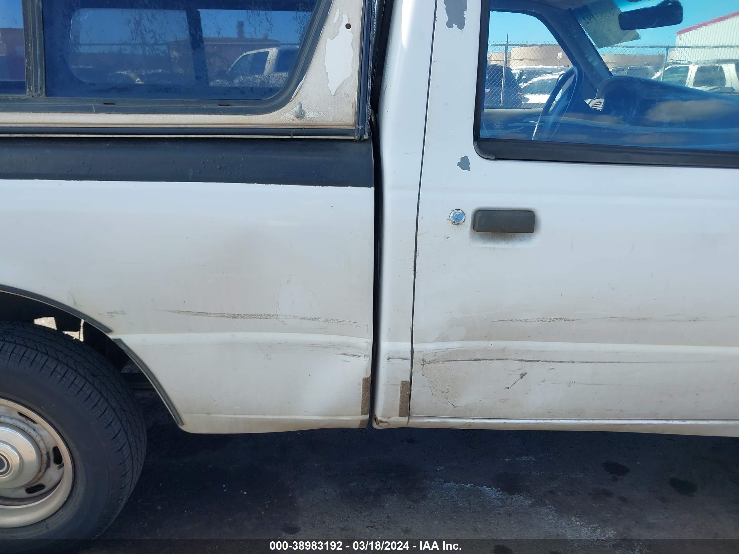 Photo 12 VIN: 1FTCR10A2VUB17175 - FORD RANGER 