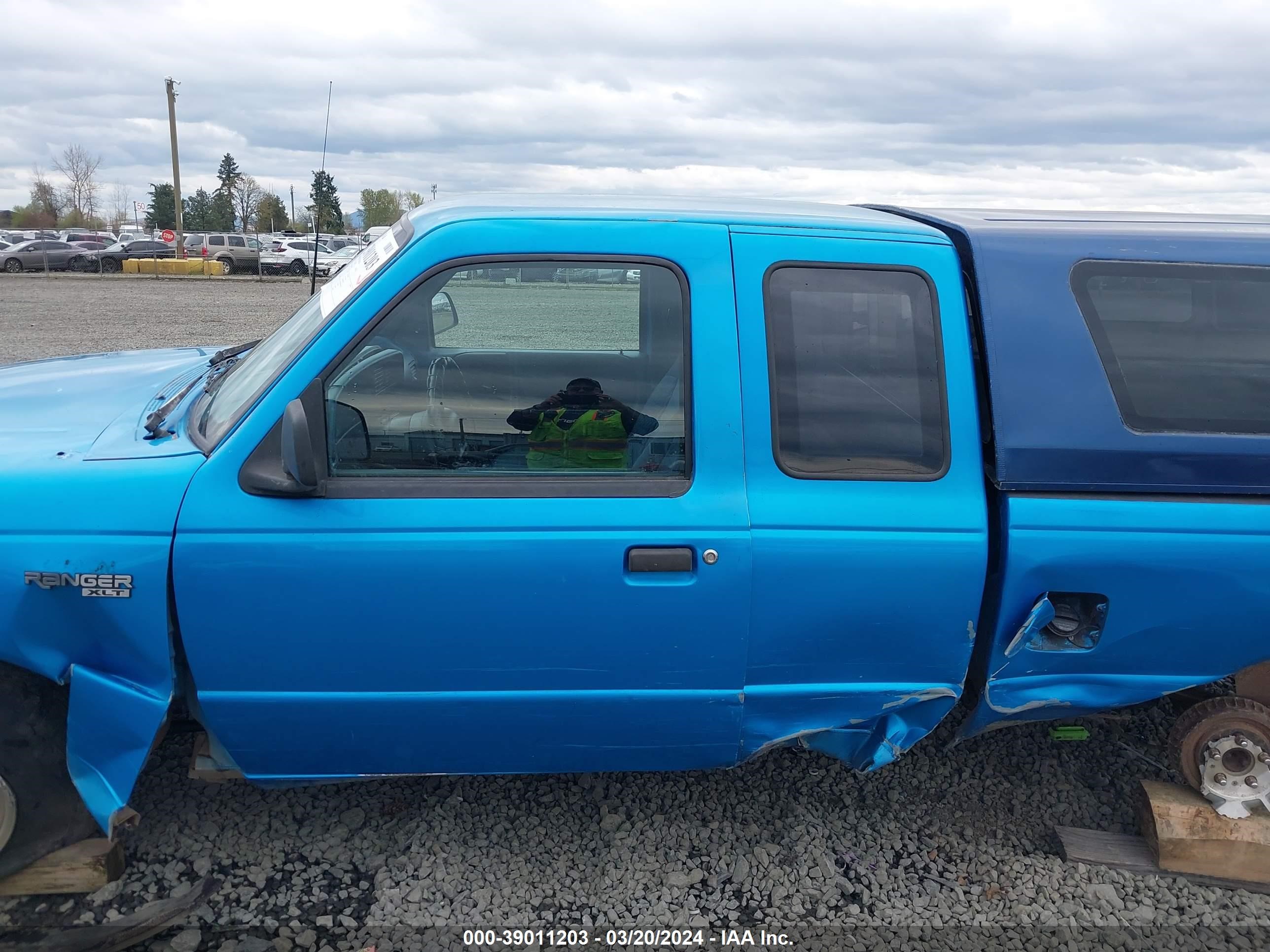 Photo 13 VIN: 1FTCR10A3RPC43615 - FORD RANGER 