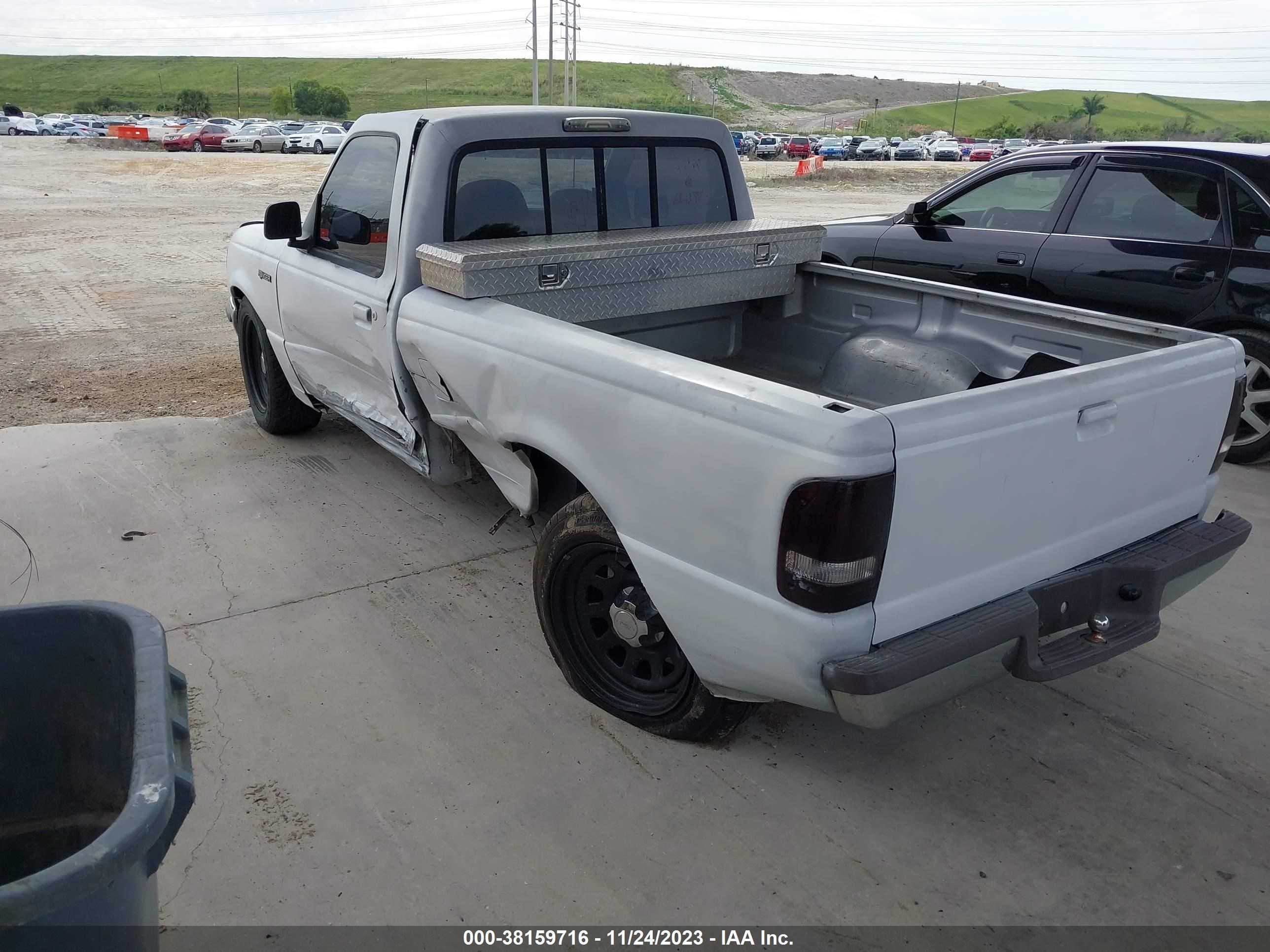 Photo 2 VIN: 1FTCR10A3TTA29402 - FORD RANGER 