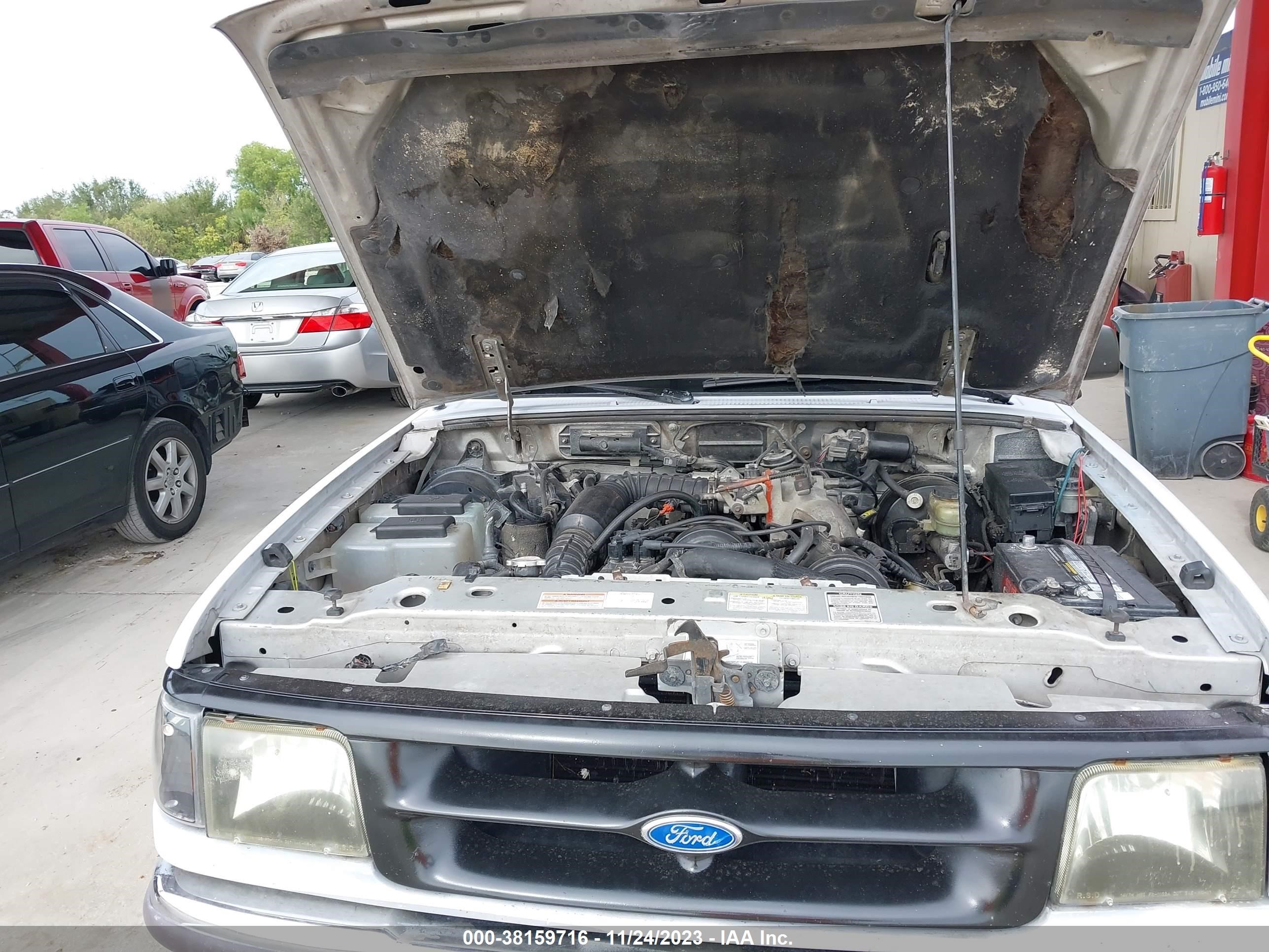 Photo 9 VIN: 1FTCR10A3TTA29402 - FORD RANGER 