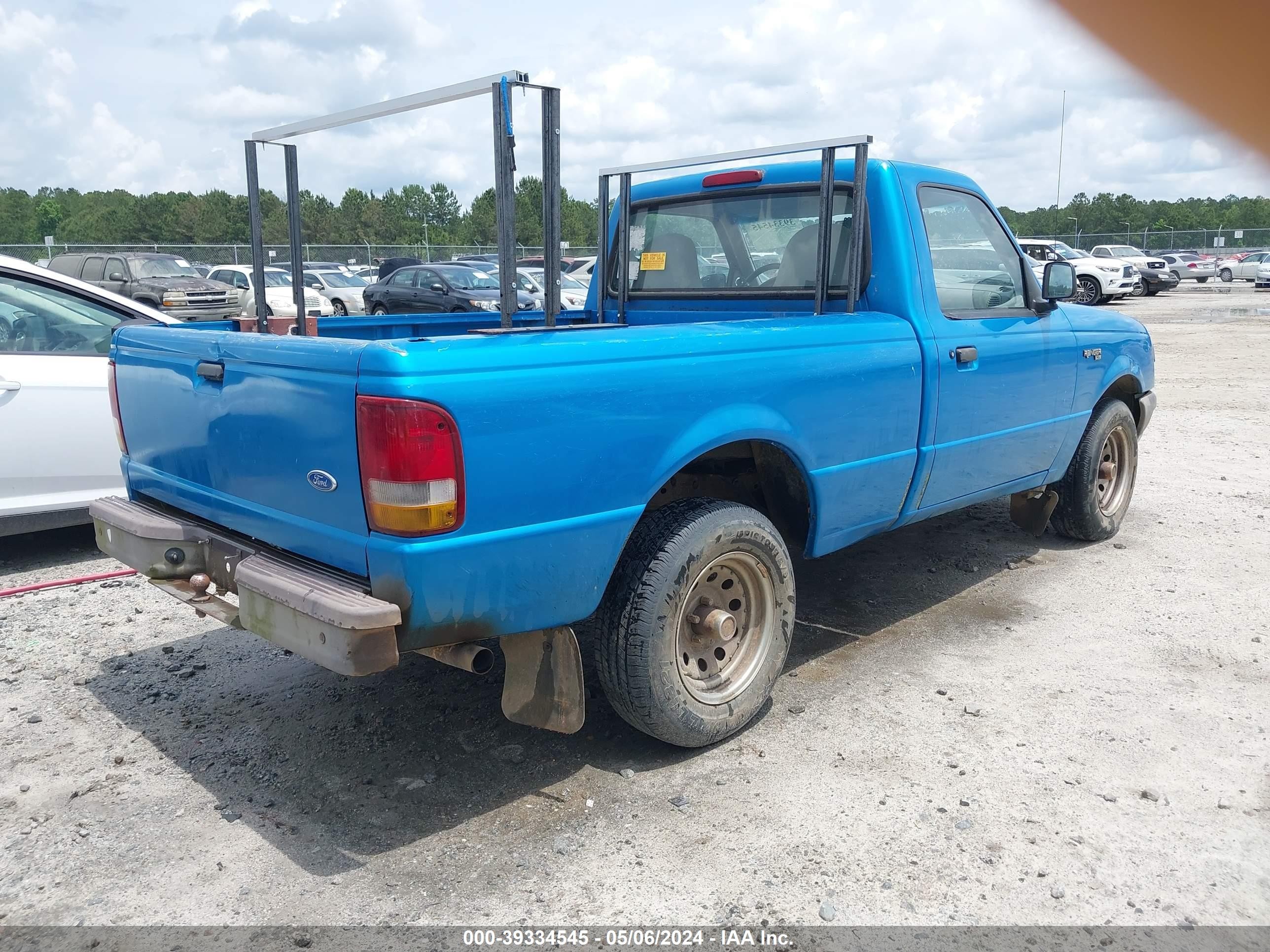 Photo 3 VIN: 1FTCR10A3TUB20695 - FORD RANGER 