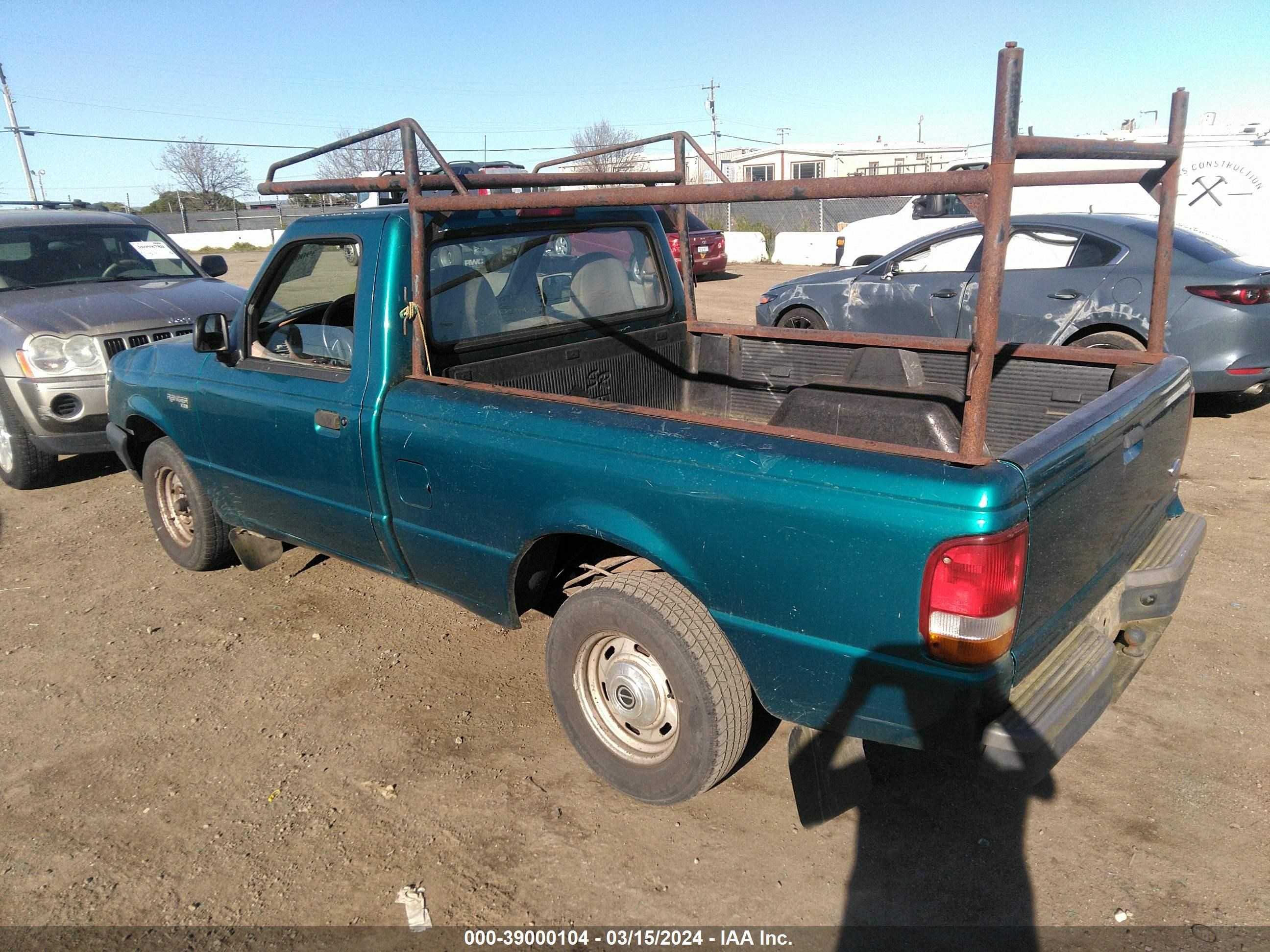 Photo 2 VIN: 1FTCR10A3TUB70223 - FORD RANGER 