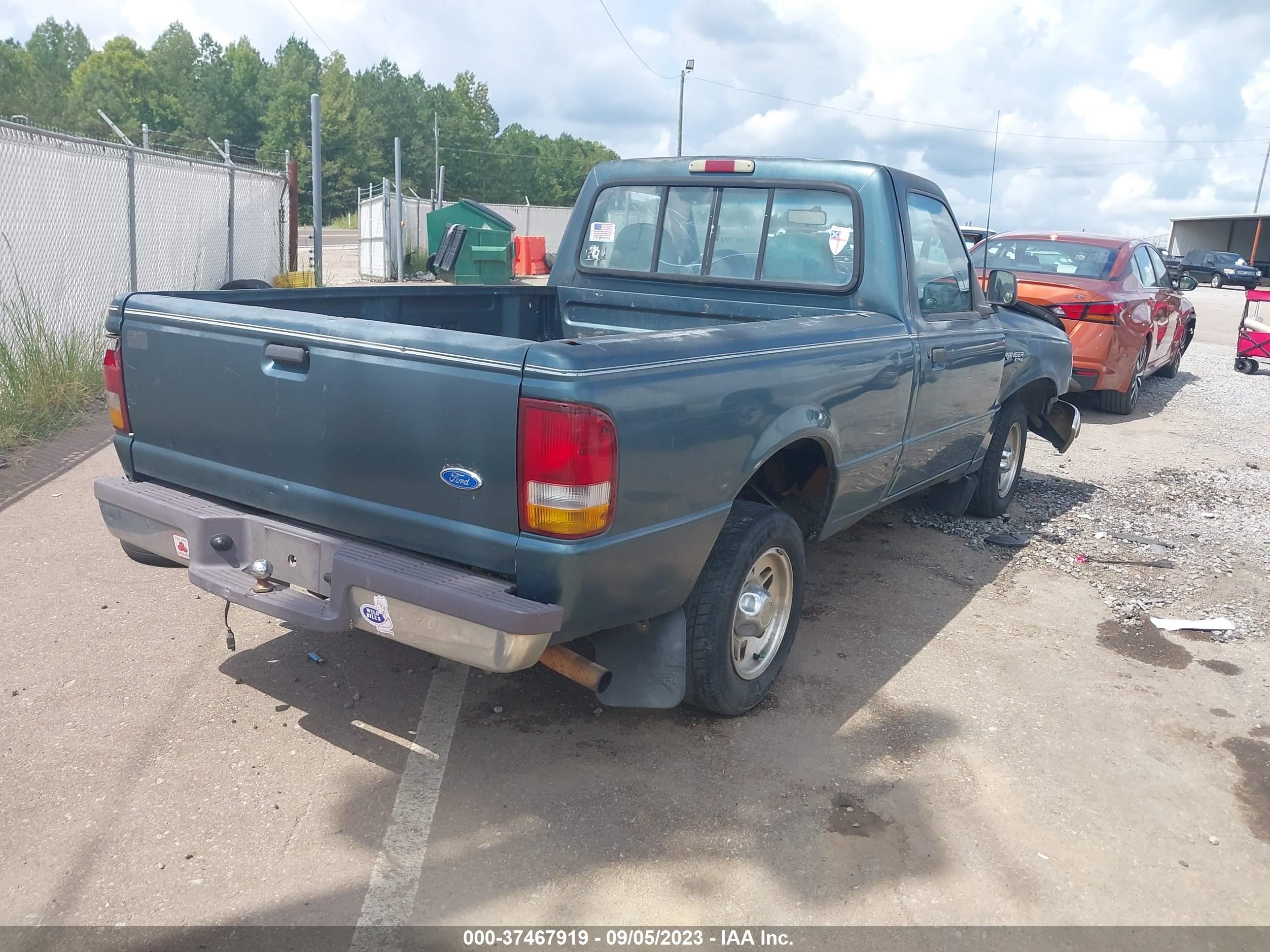 Photo 3 VIN: 1FTCR10A3TUB91783 - FORD RANGER 