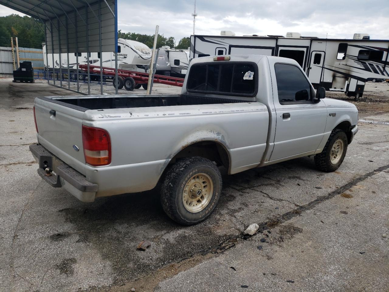 Photo 2 VIN: 1FTCR10A4SPA82570 - FORD RANGER 