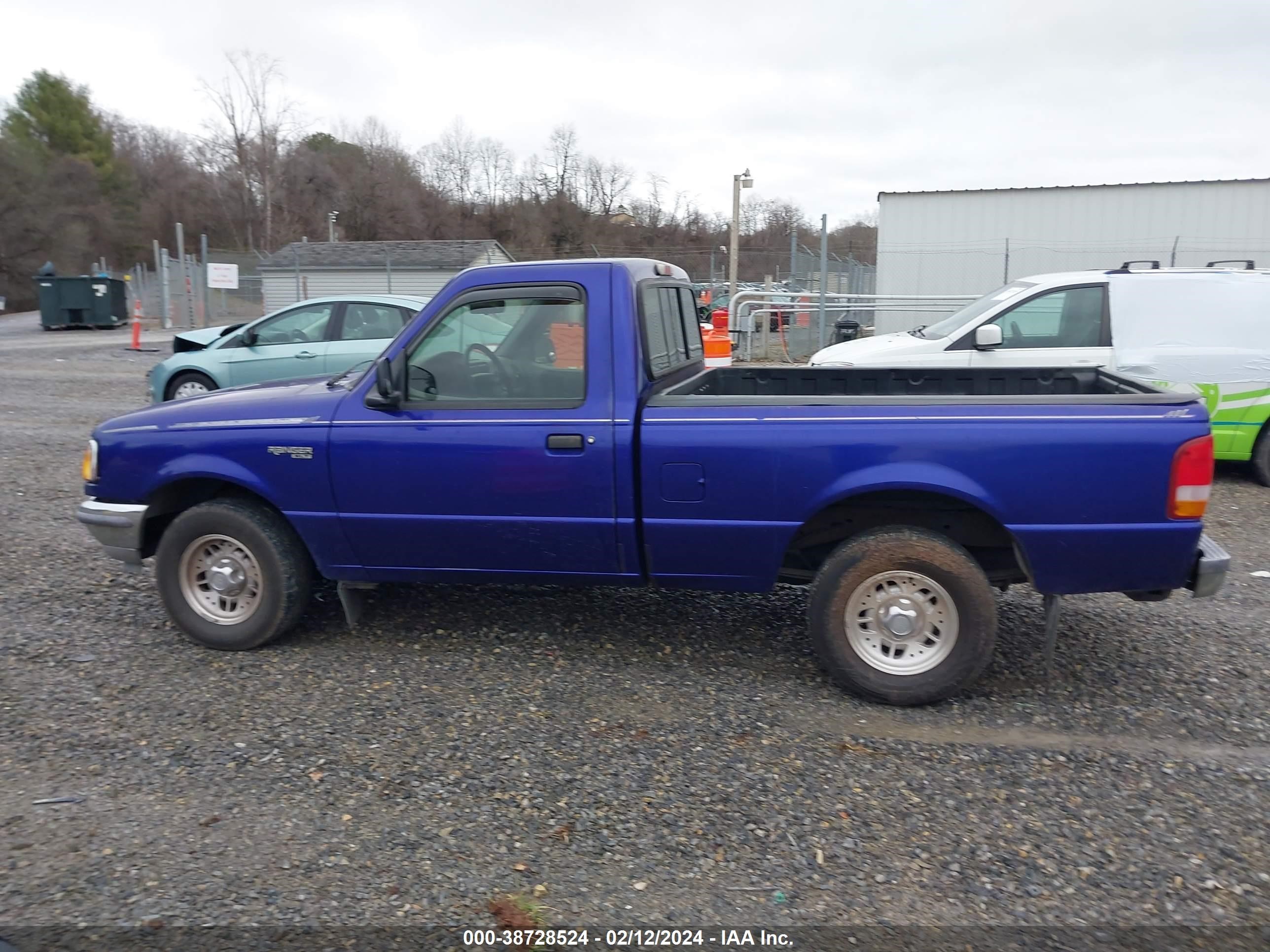 Photo 13 VIN: 1FTCR10A4SUA11774 - FORD RANGER 