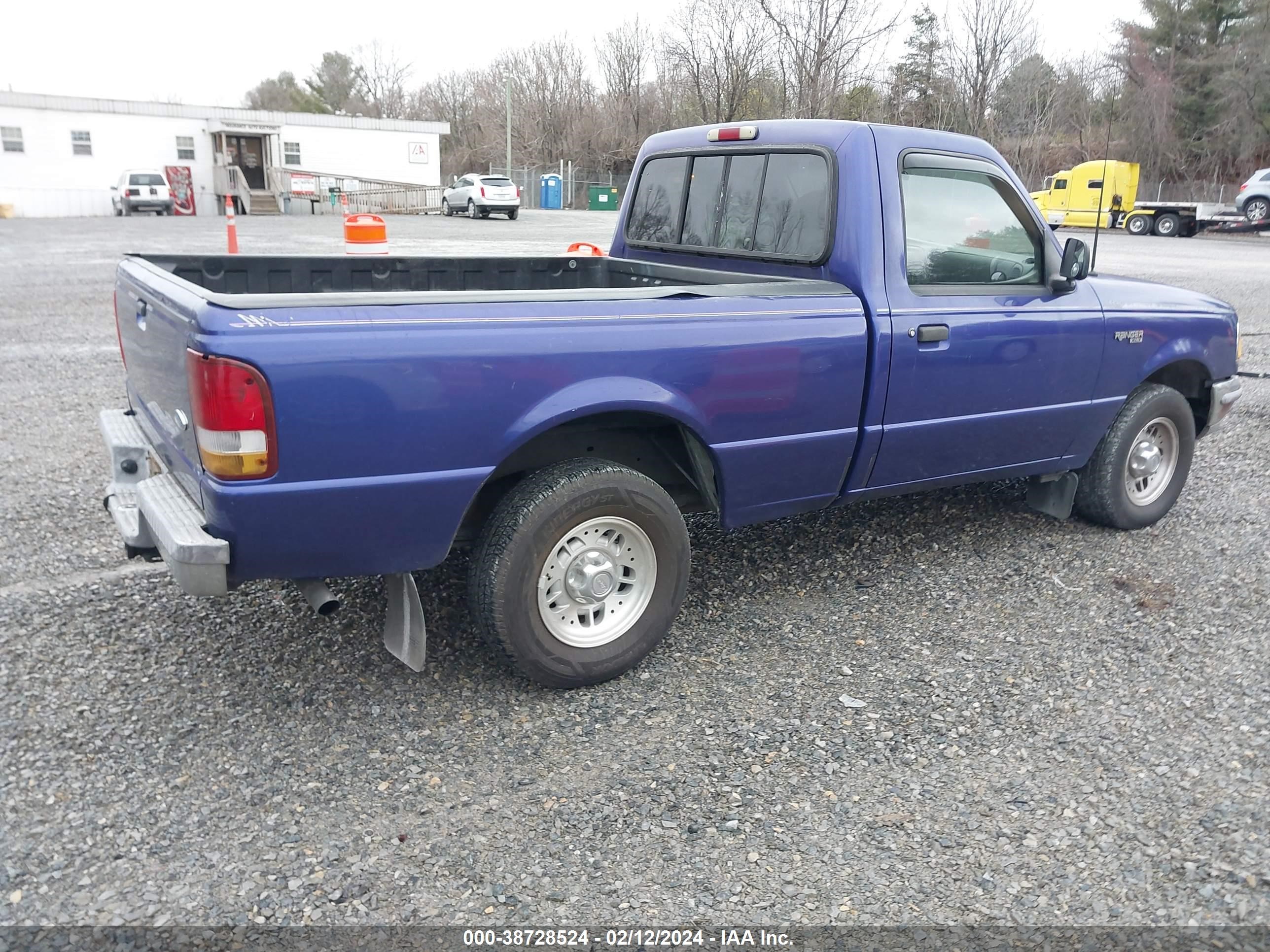 Photo 3 VIN: 1FTCR10A4SUA11774 - FORD RANGER 