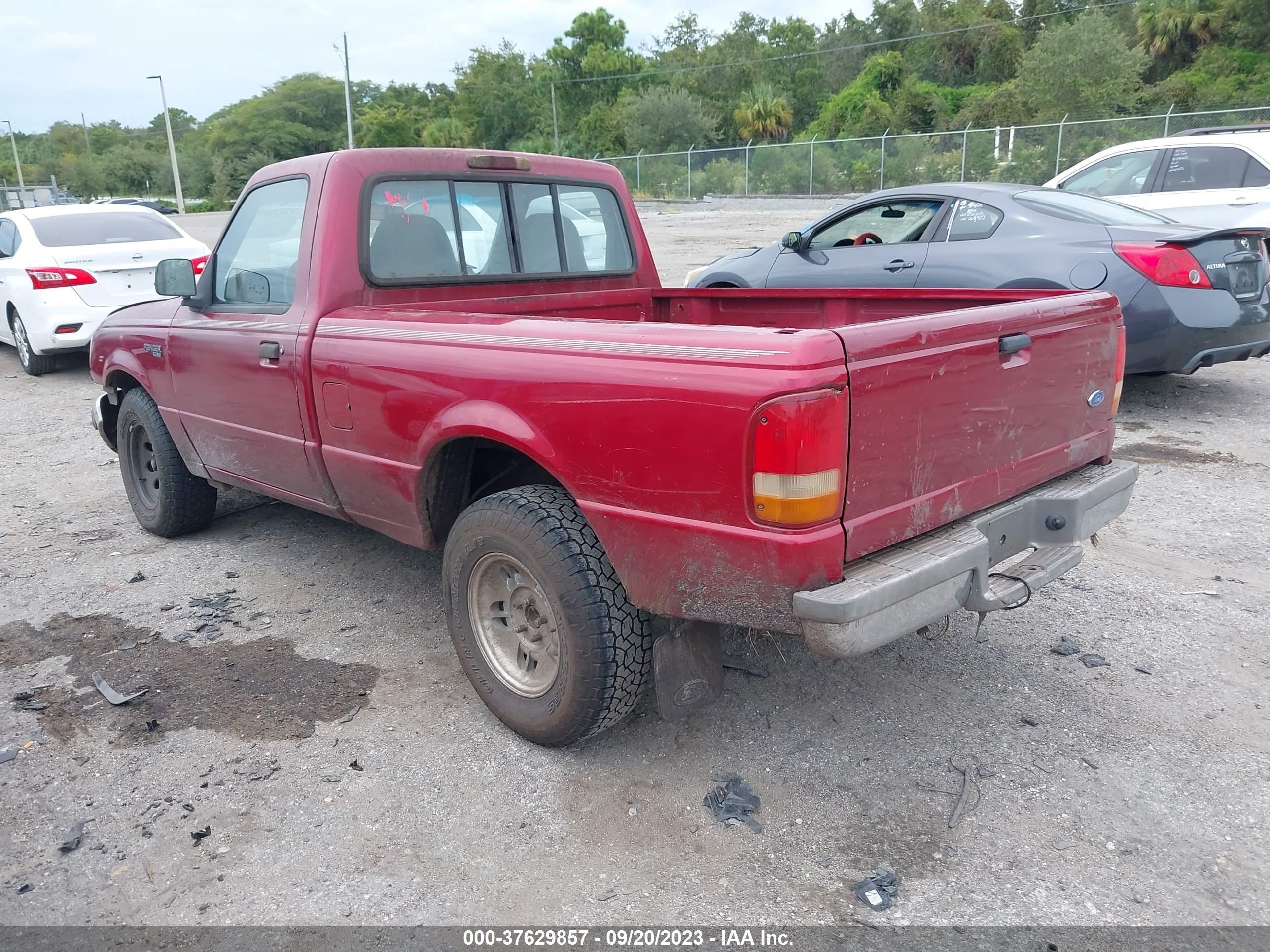 Photo 2 VIN: 1FTCR10A6PUB58864 - FORD RANGER 