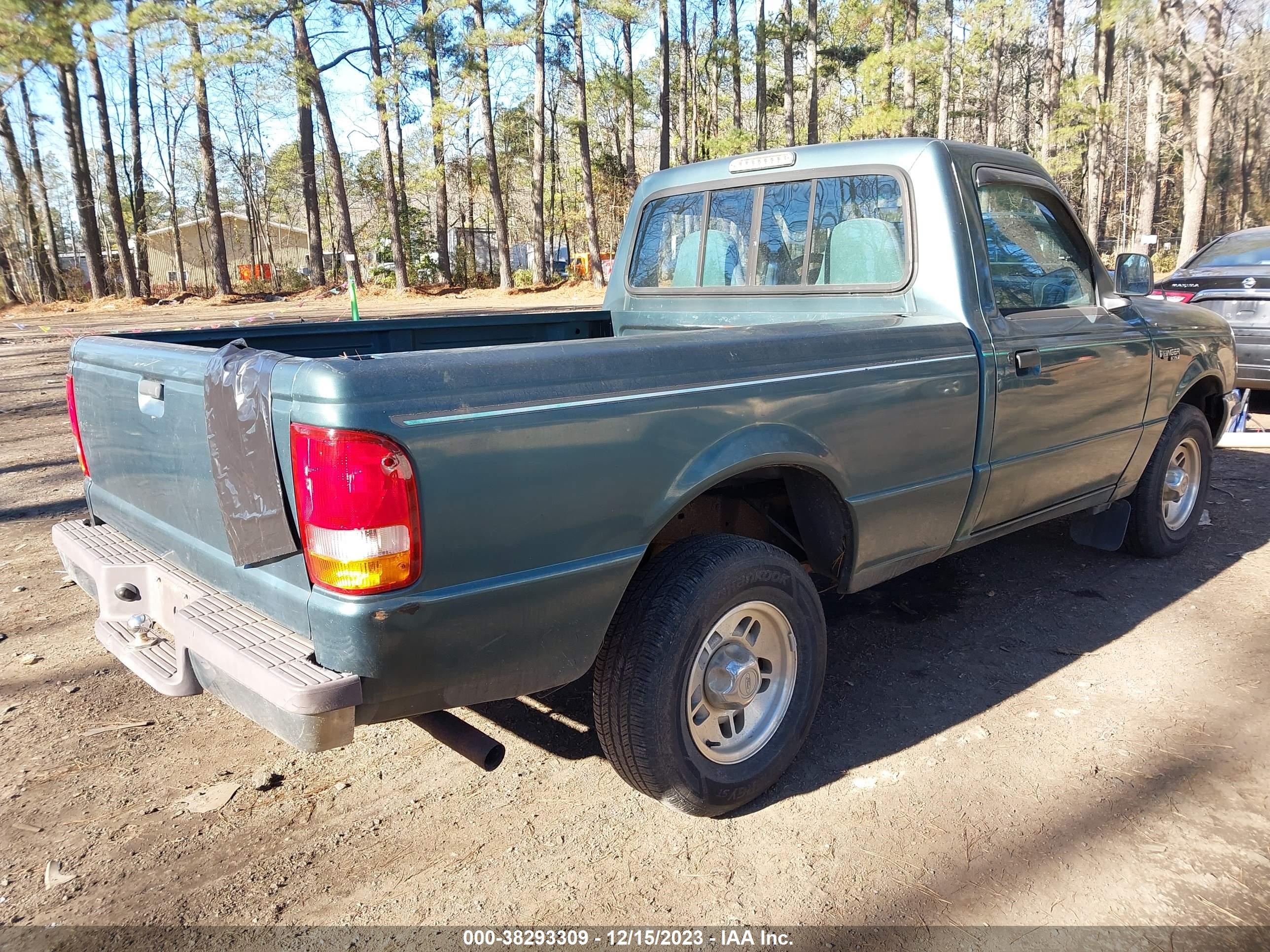 Photo 3 VIN: 1FTCR10A6VPA80307 - FORD RANGER 