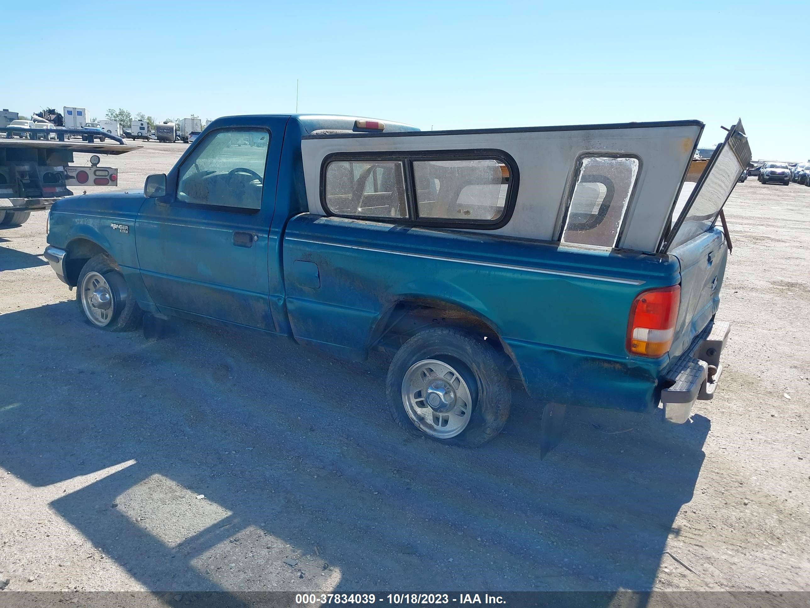 Photo 2 VIN: 1FTCR10A6VUC22737 - FORD RANGER 