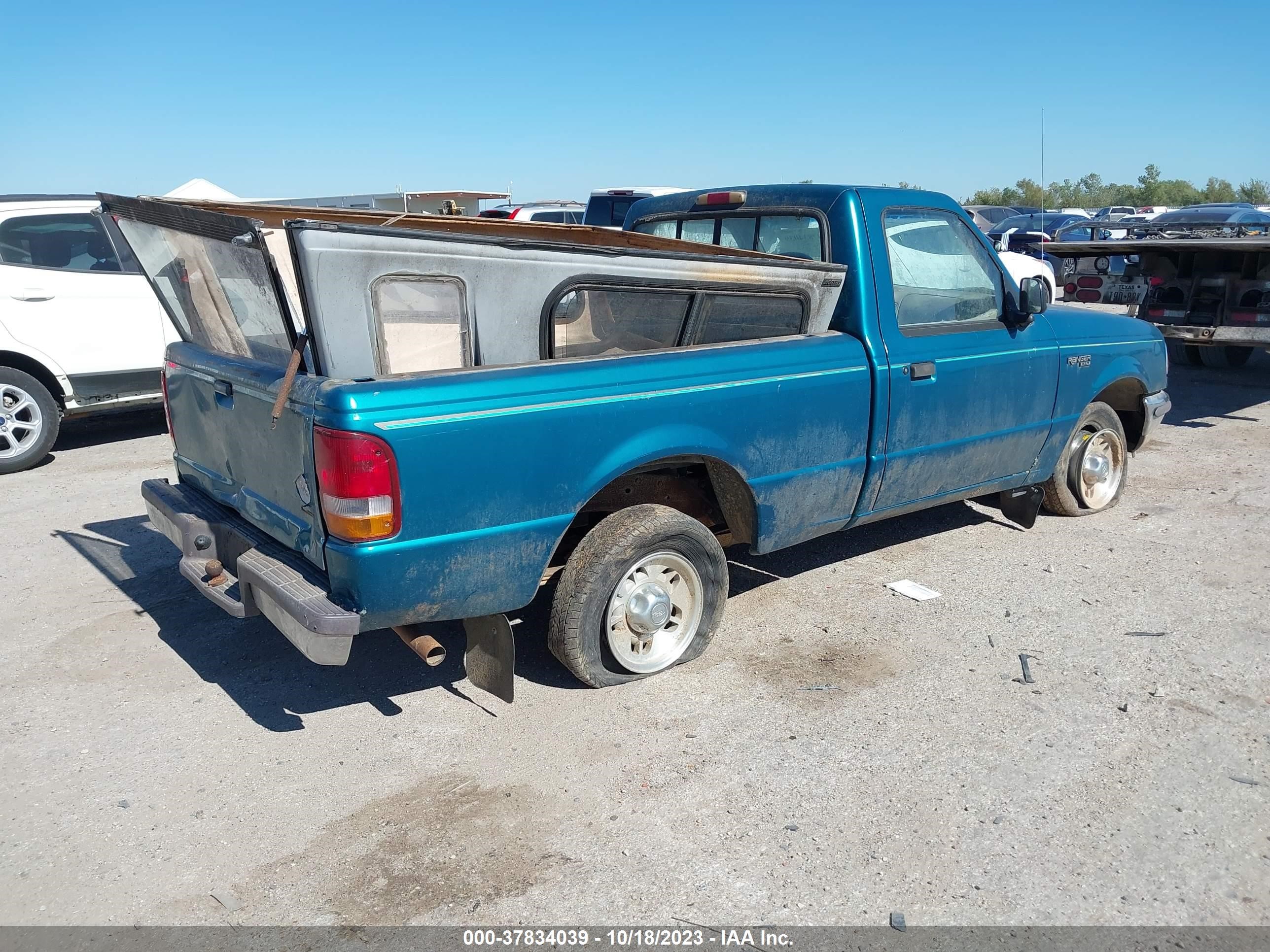 Photo 3 VIN: 1FTCR10A6VUC22737 - FORD RANGER 