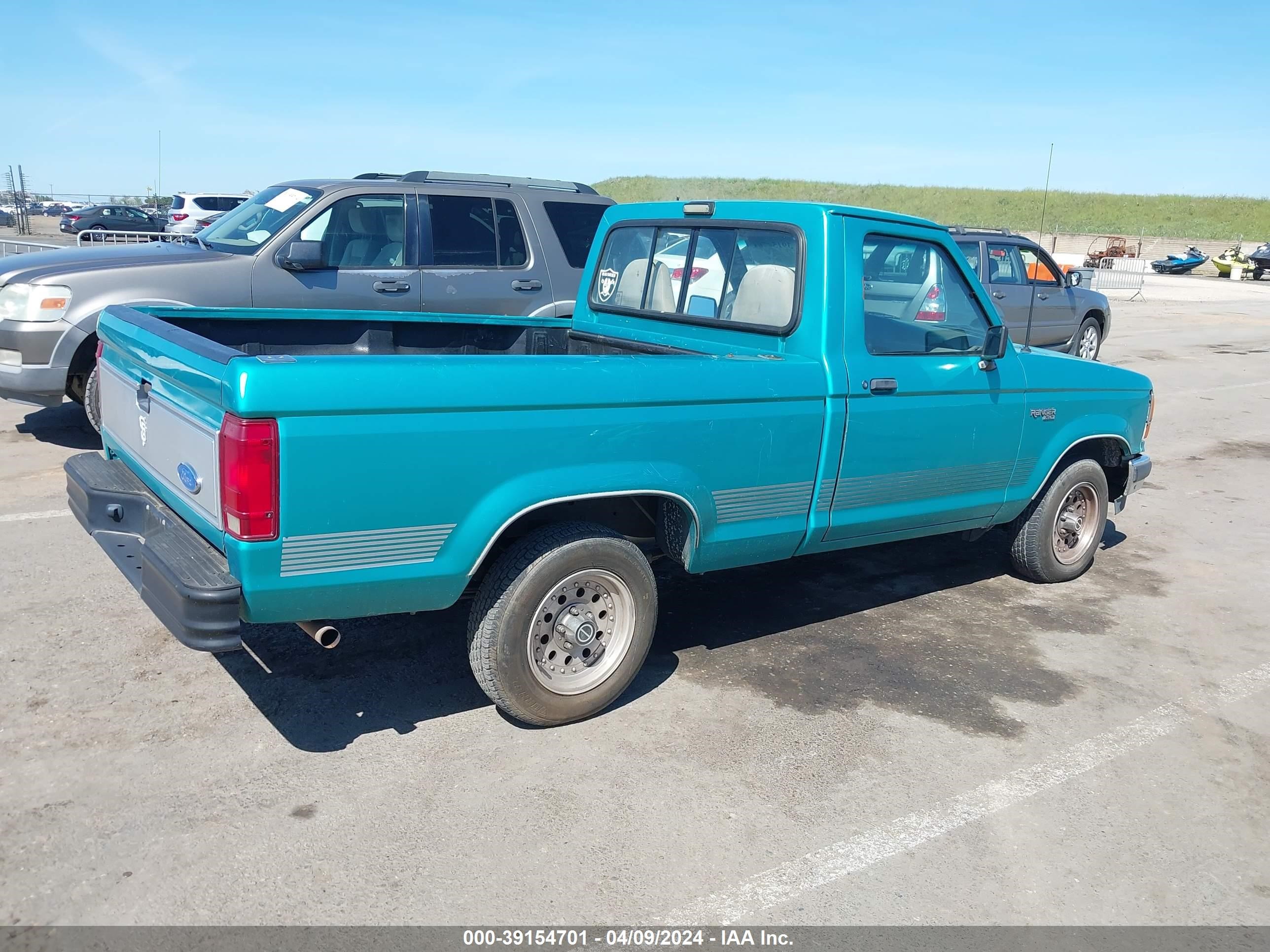 Photo 3 VIN: 1FTCR10A7NTA29650 - FORD RANGER 