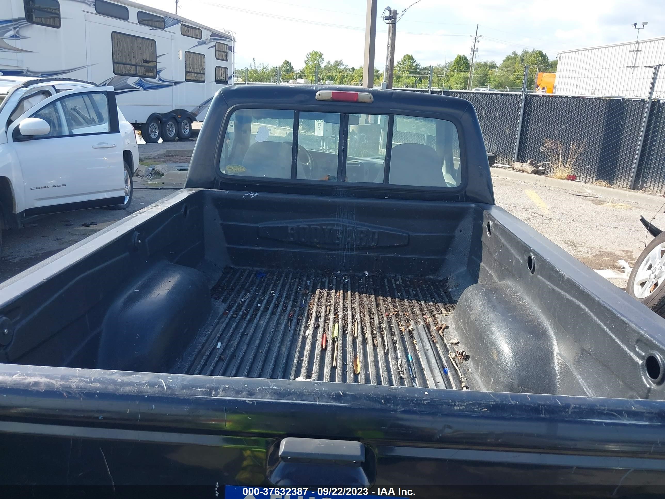 Photo 11 VIN: 1FTCR10A7VUA52209 - FORD RANGER 