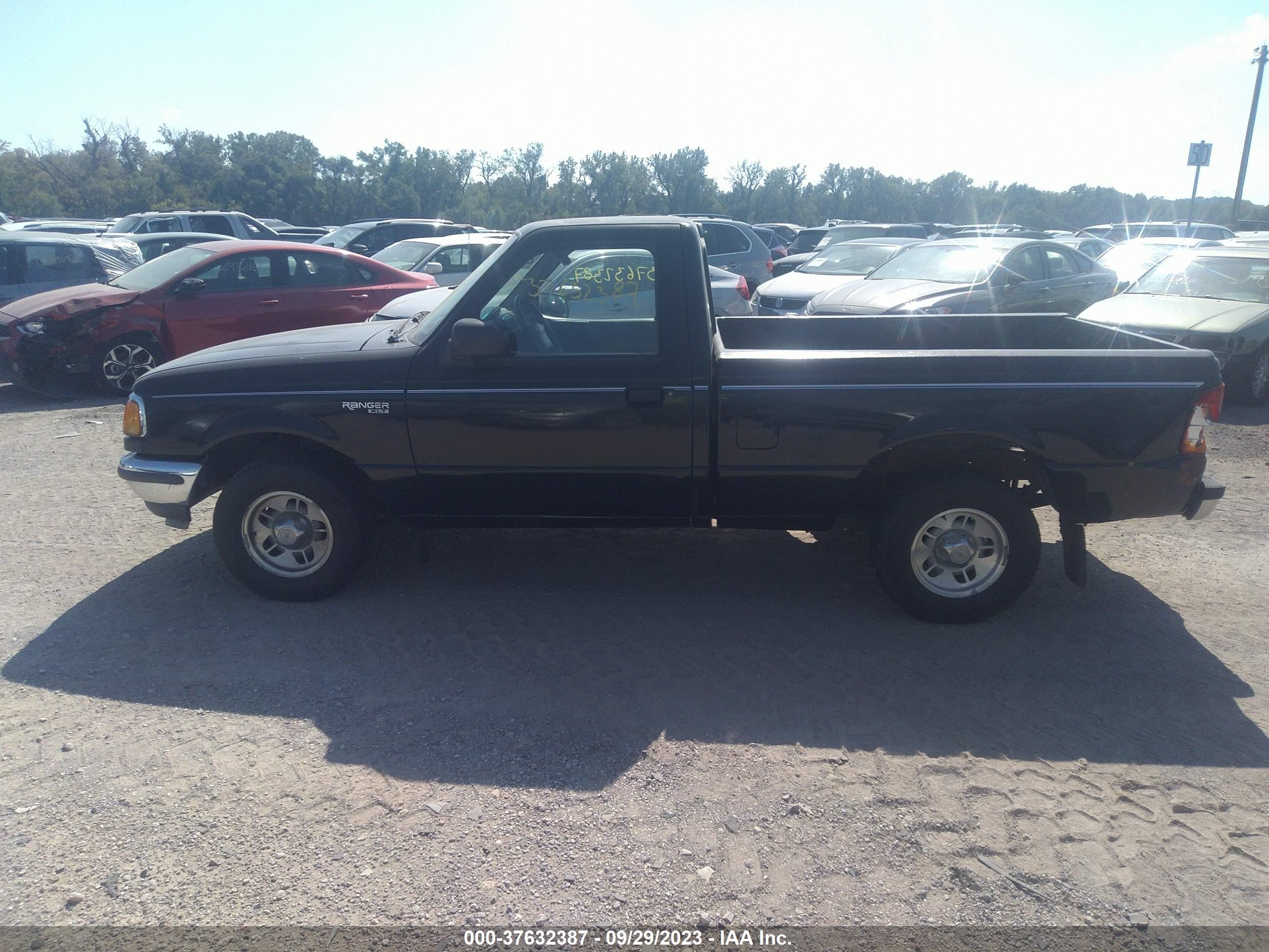 Photo 14 VIN: 1FTCR10A7VUA52209 - FORD RANGER 