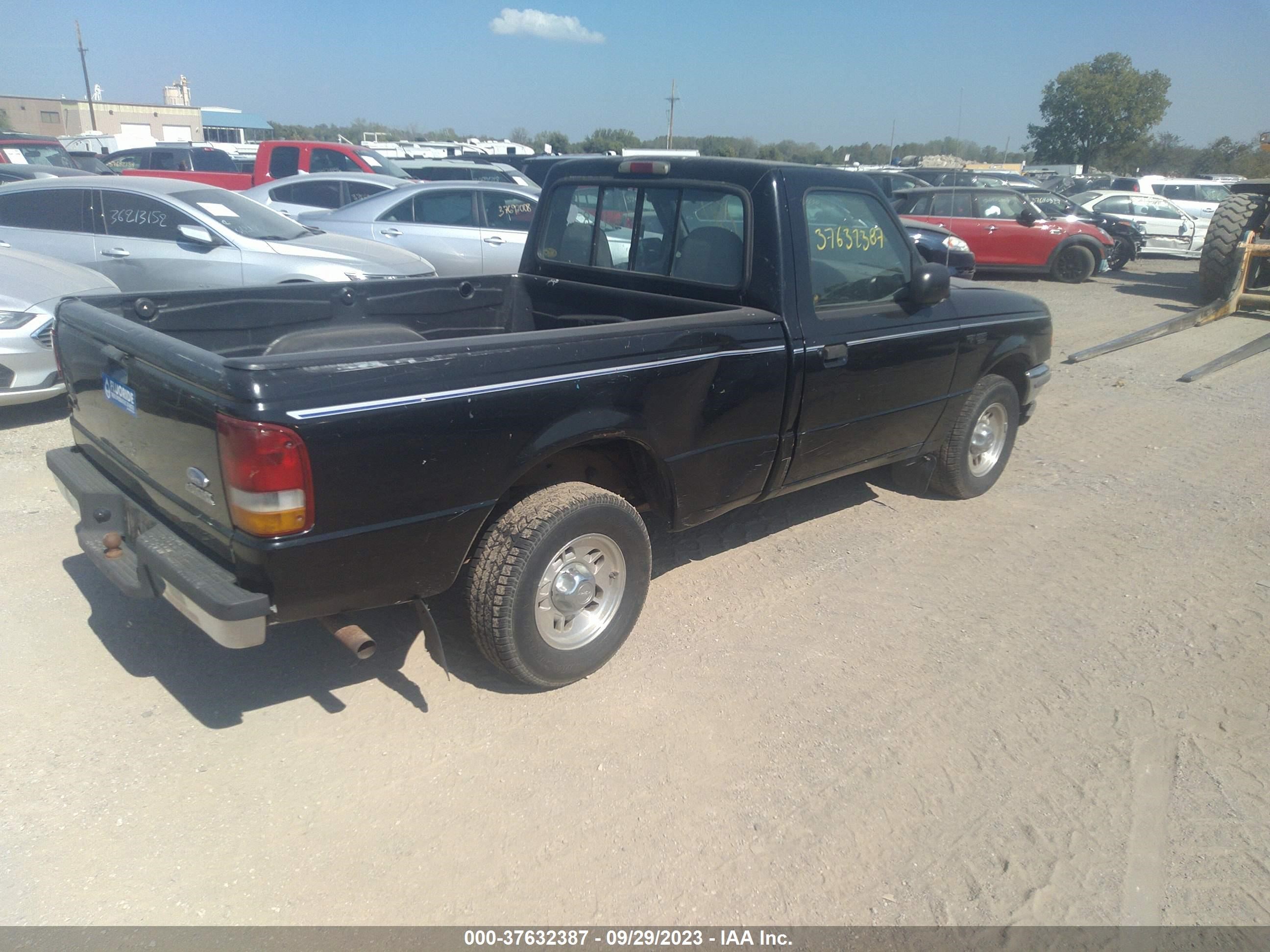 Photo 3 VIN: 1FTCR10A7VUA52209 - FORD RANGER 