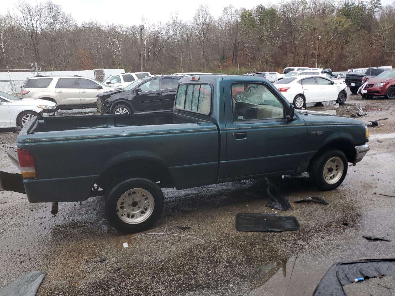 Photo 2 VIN: 1FTCR10A8SUA22275 - FORD RANGER 