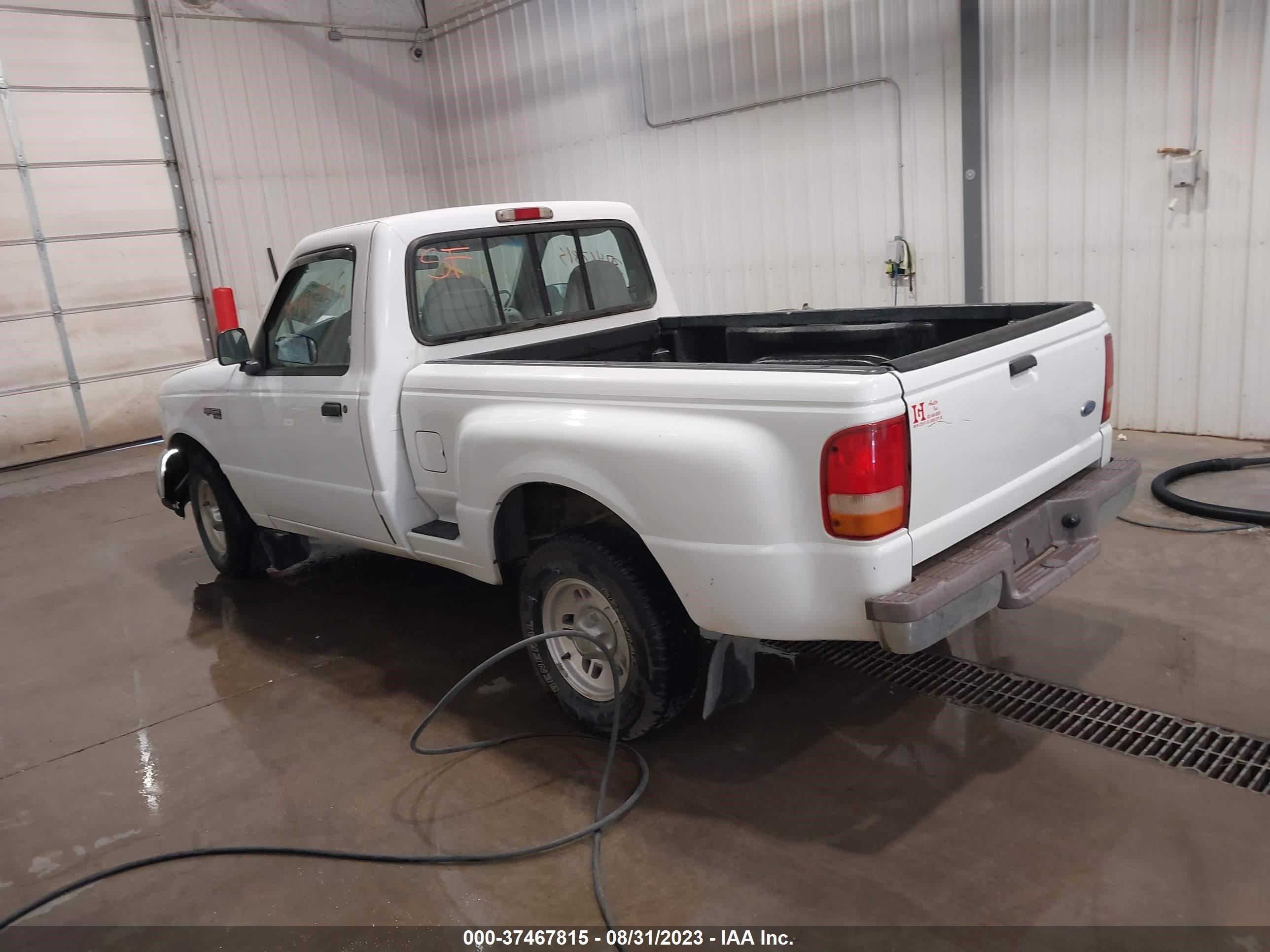 Photo 2 VIN: 1FTCR10AXVPB40640 - FORD RANGER 