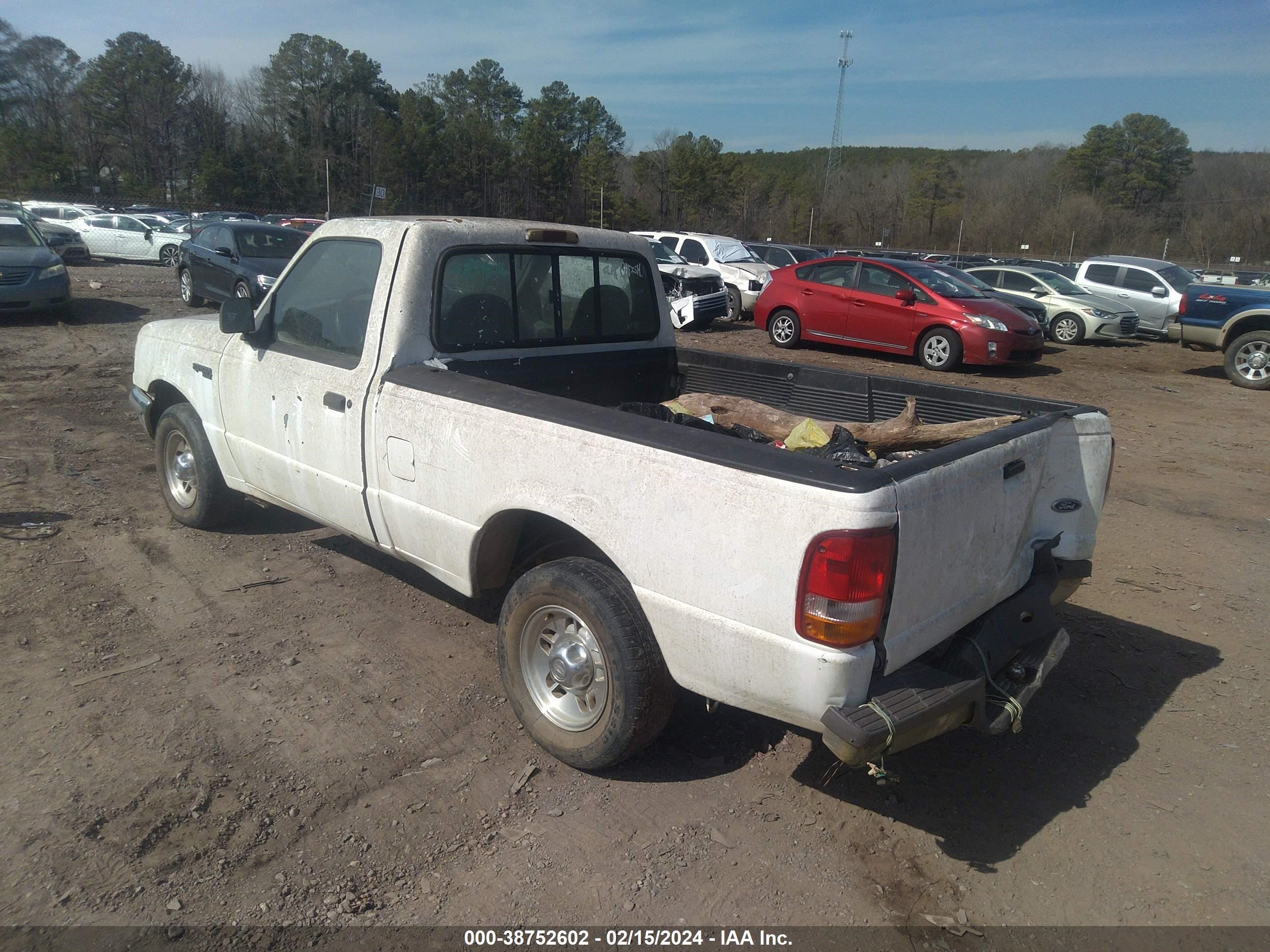 Photo 2 VIN: 1FTCR10U0SUC33397 - FORD RANGER 