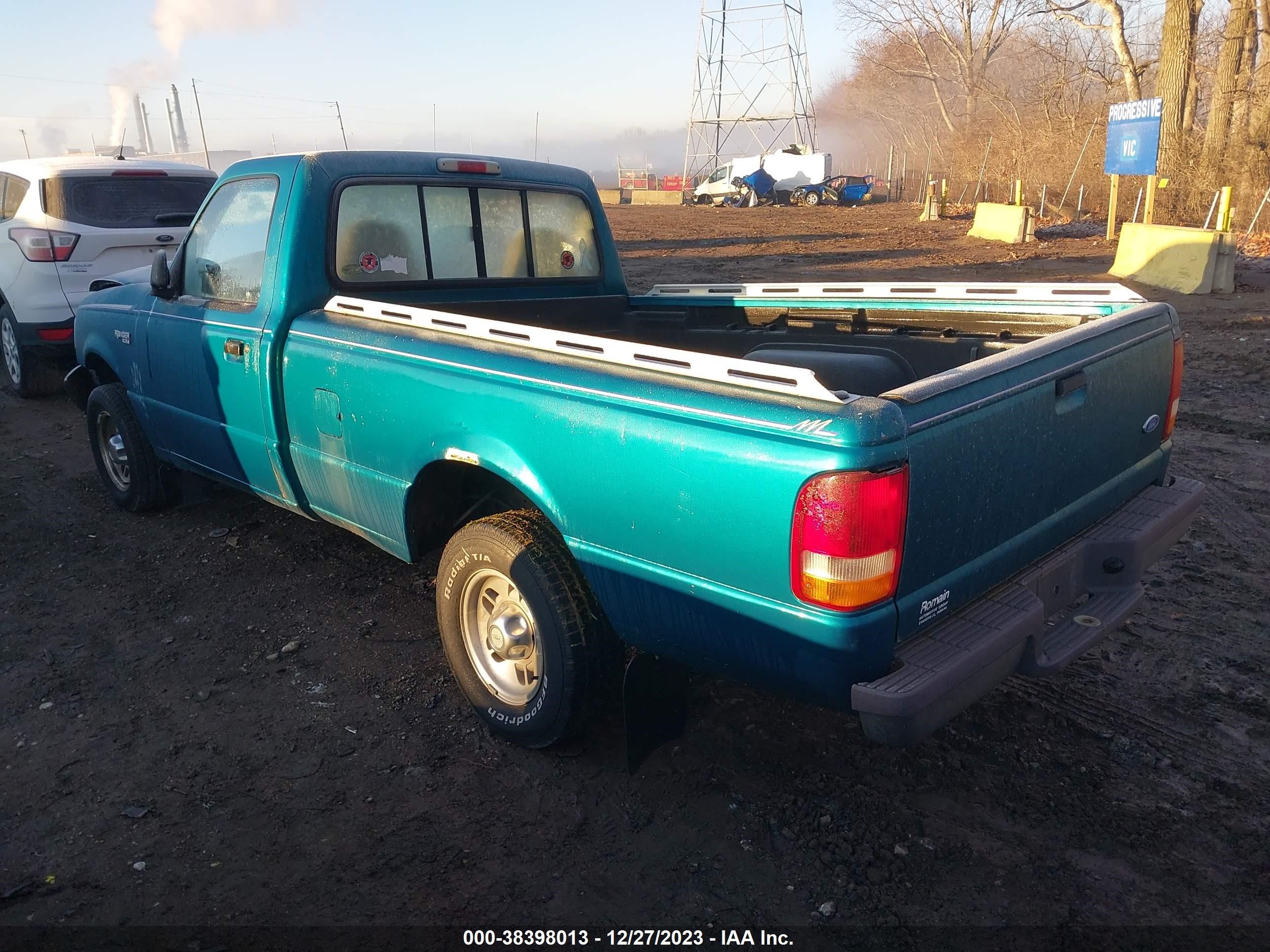 Photo 2 VIN: 1FTCR10U1TUD35230 - FORD RANGER 