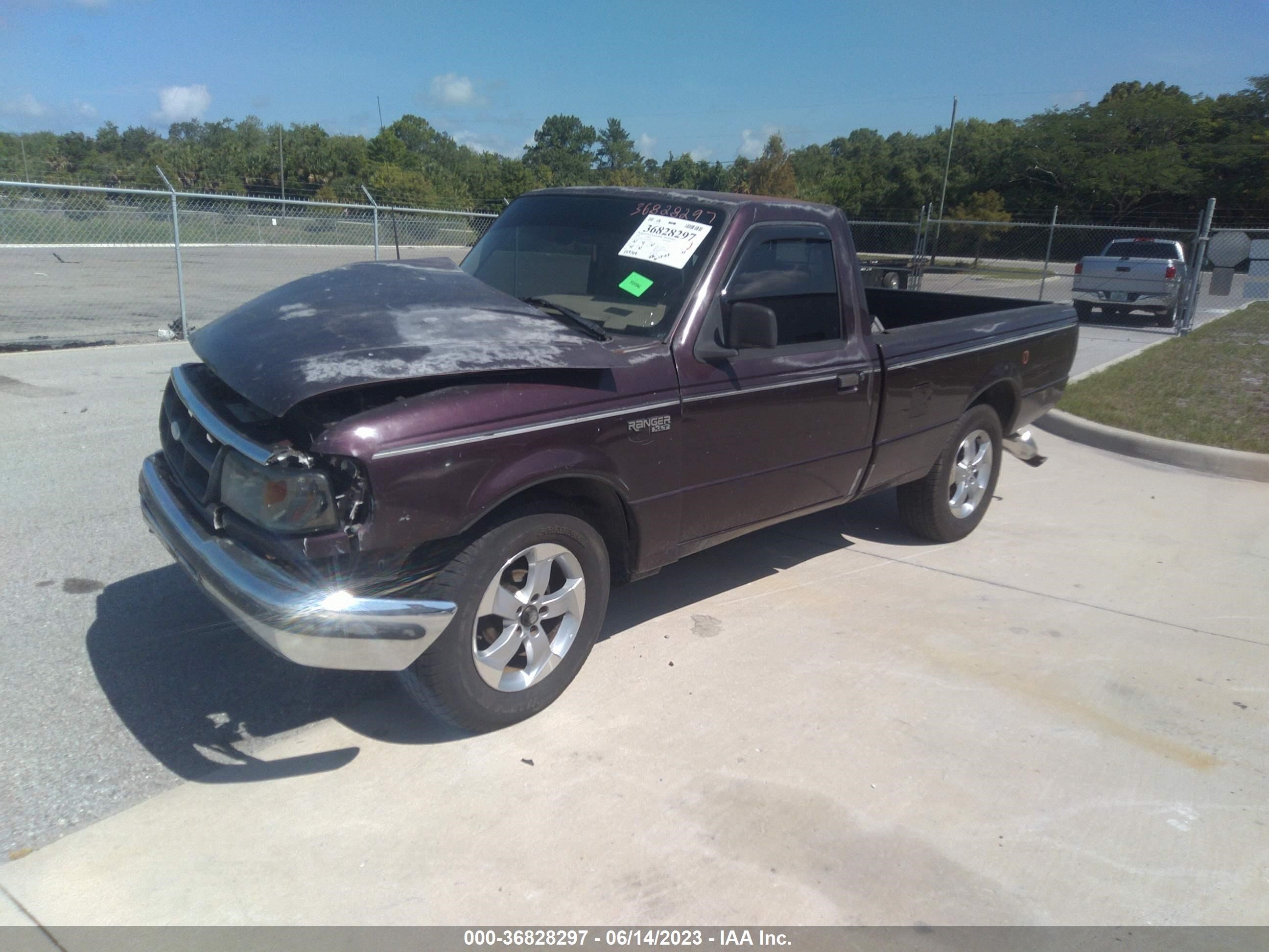 Photo 1 VIN: 1FTCR10U2RUD44303 - FORD RANGER 