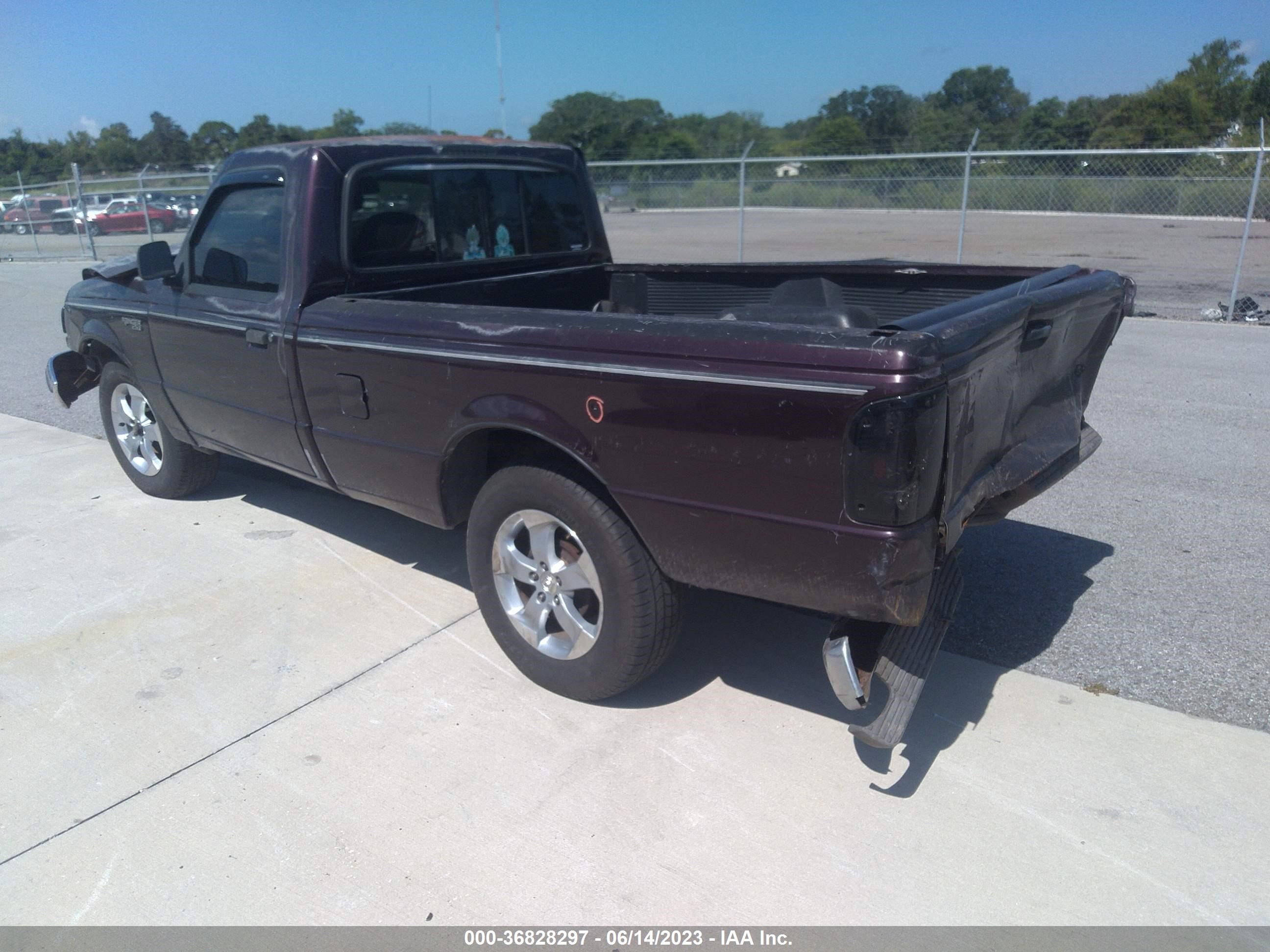 Photo 2 VIN: 1FTCR10U2RUD44303 - FORD RANGER 