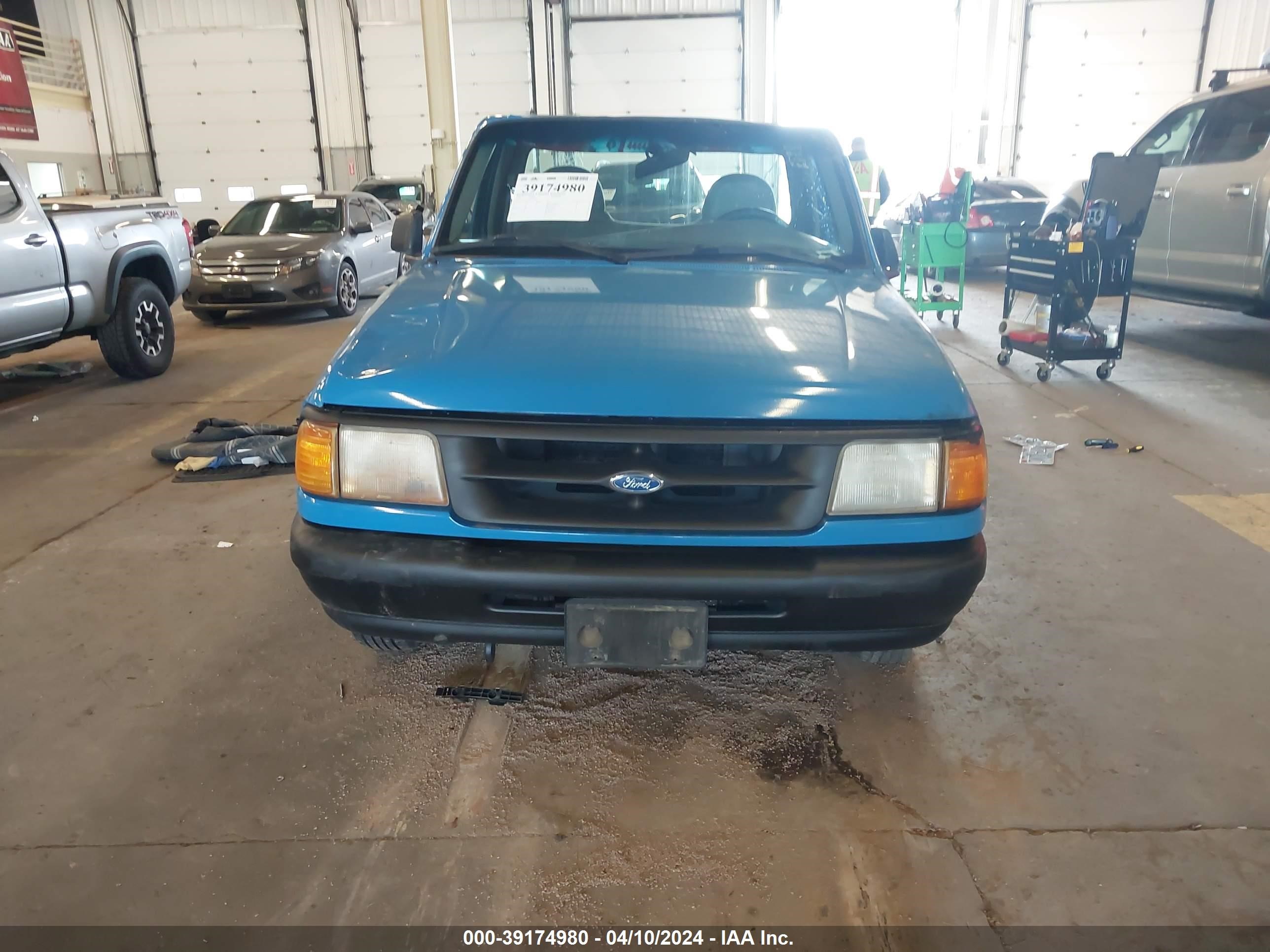 Photo 11 VIN: 1FTCR10U7TUC46939 - FORD RANGER 