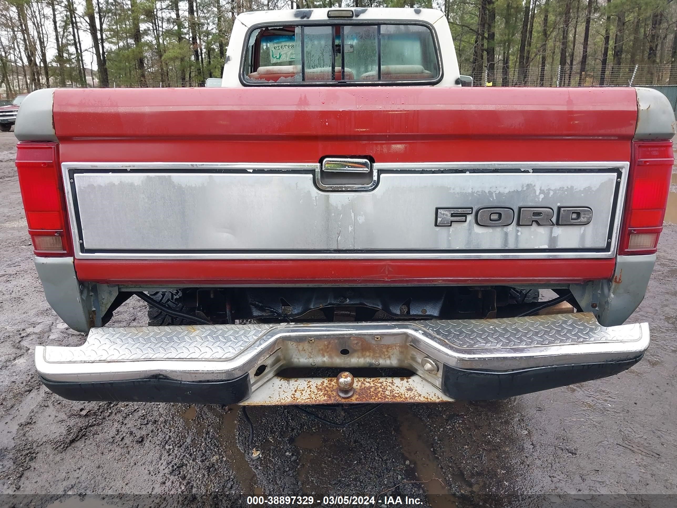 Photo 5 VIN: 1FTCR11T0JUB11739 - FORD RANGER 