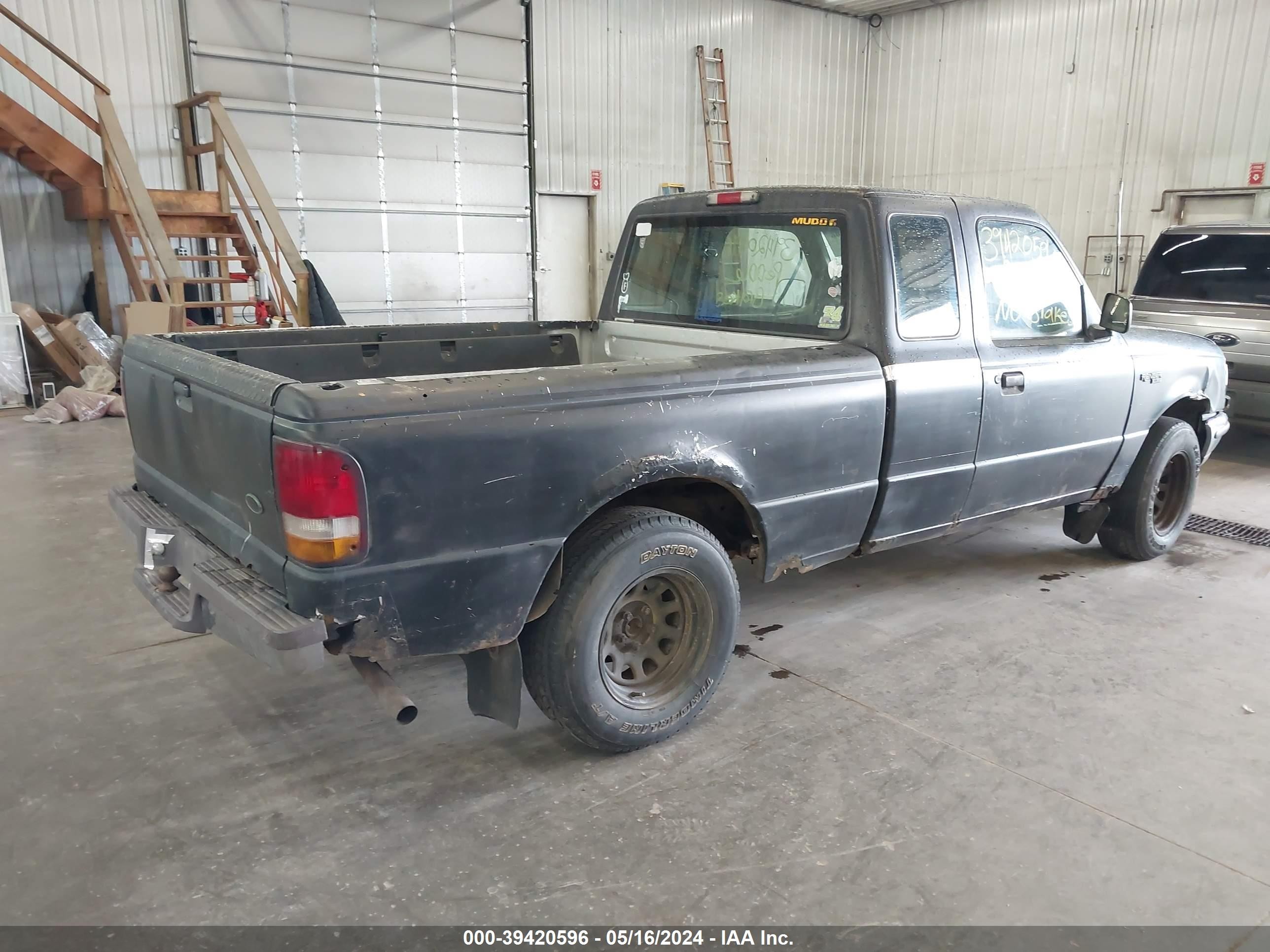 Photo 3 VIN: 1FTCR14A0TPB37480 - FORD RANGER 