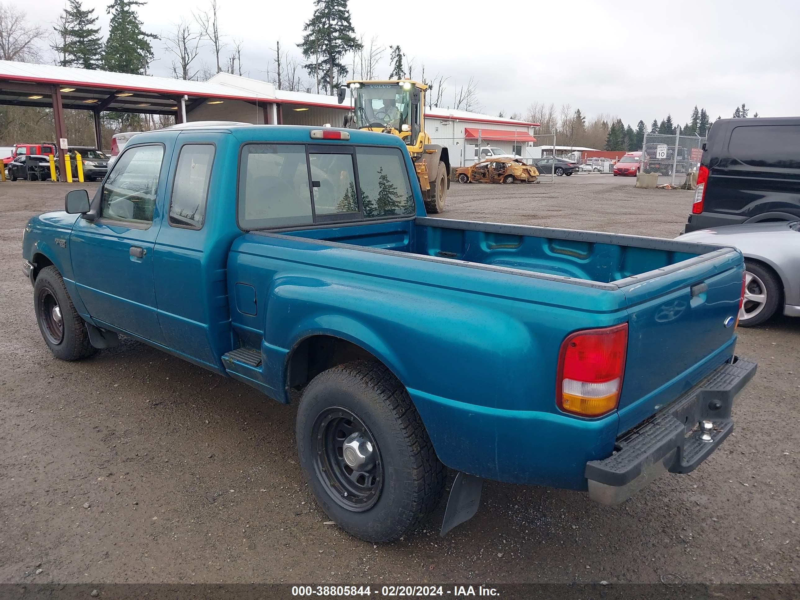 Photo 2 VIN: 1FTCR14A1VPA03354 - FORD RANGER 