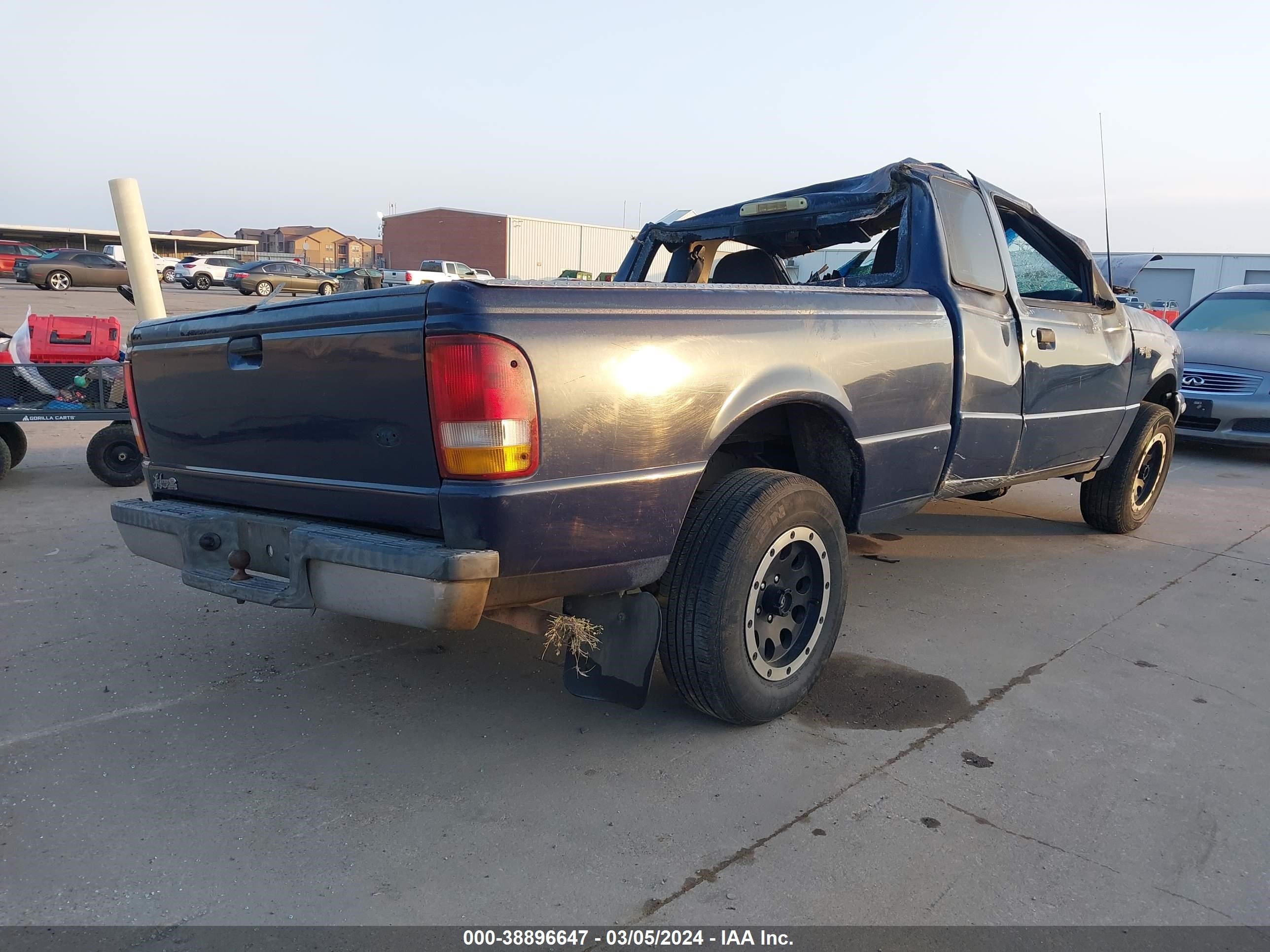 Photo 3 VIN: 1FTCR14A7RPA36610 - FORD RANGER 