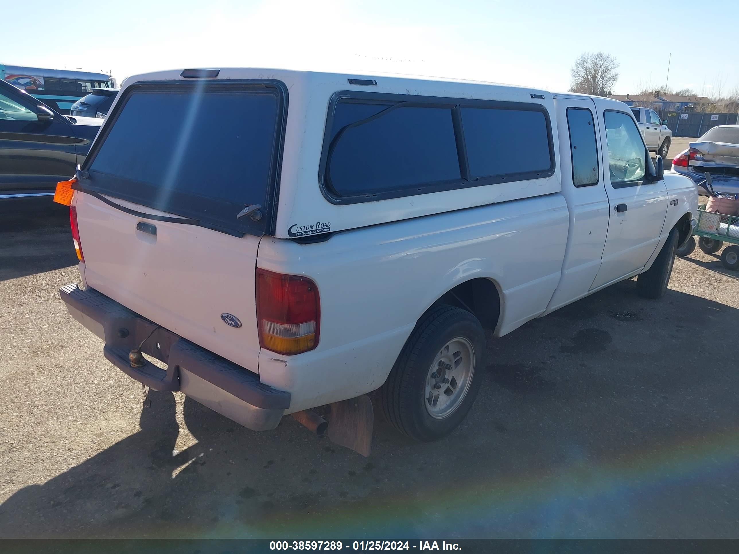 Photo 3 VIN: 1FTCR14A7VPA86403 - FORD RANGER 