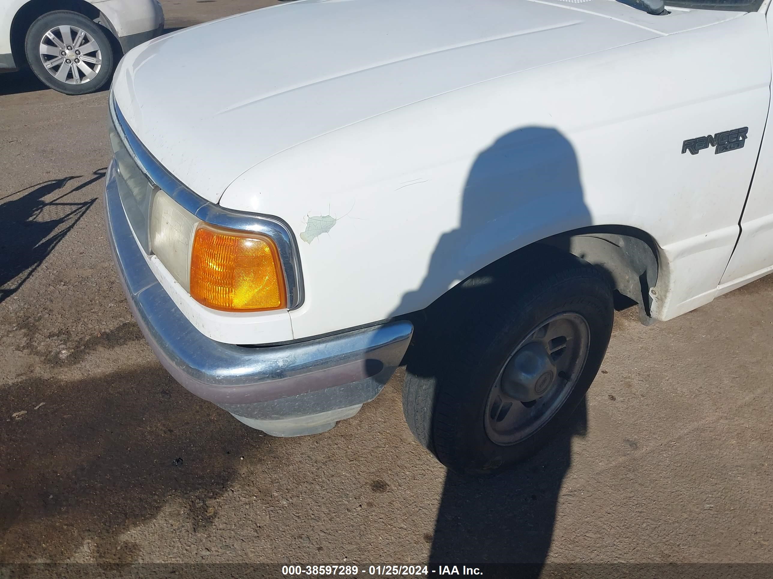 Photo 5 VIN: 1FTCR14A7VPA86403 - FORD RANGER 