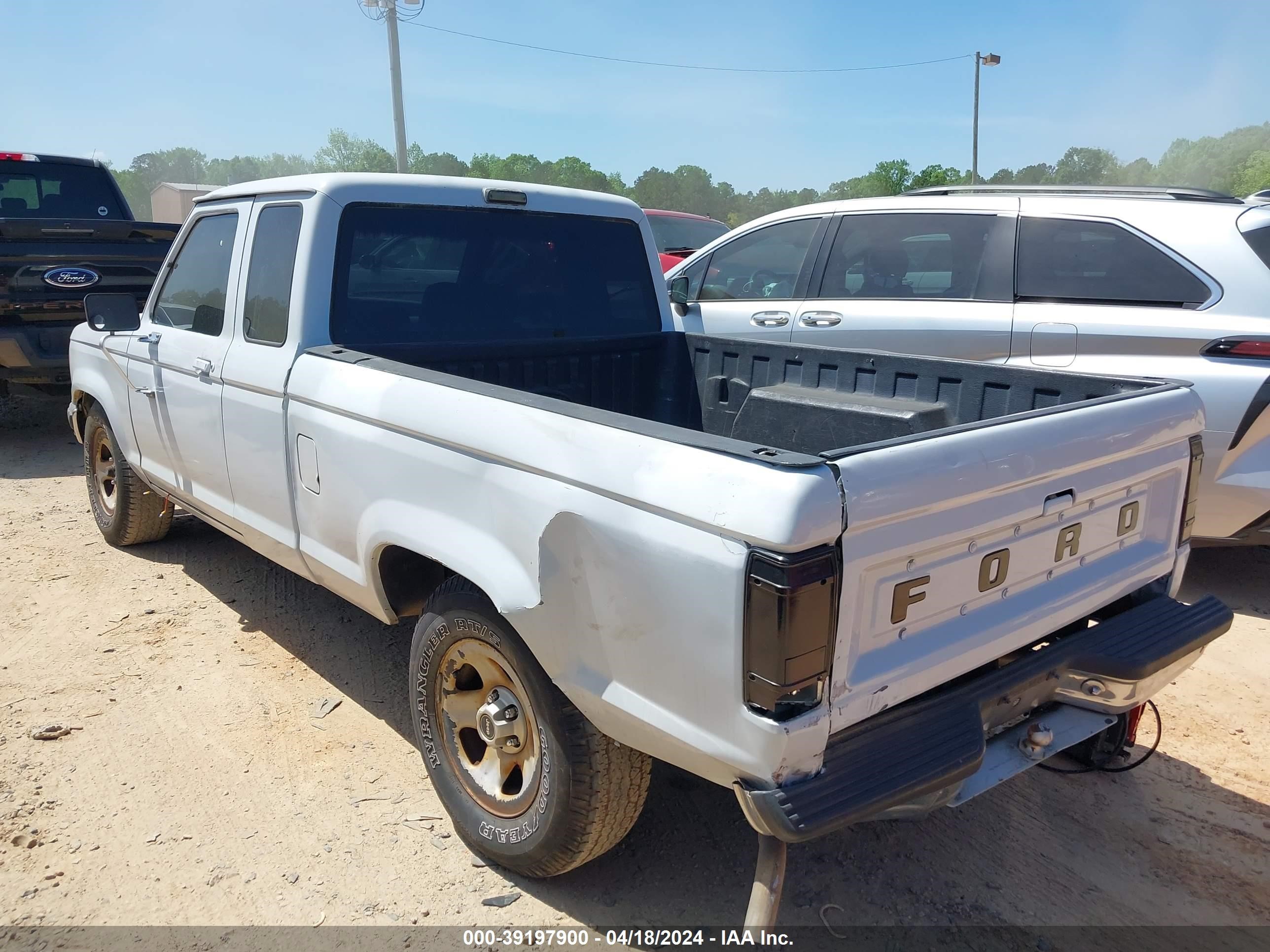 Photo 2 VIN: 1FTCR14T1KPA88161 - FORD RANGER 